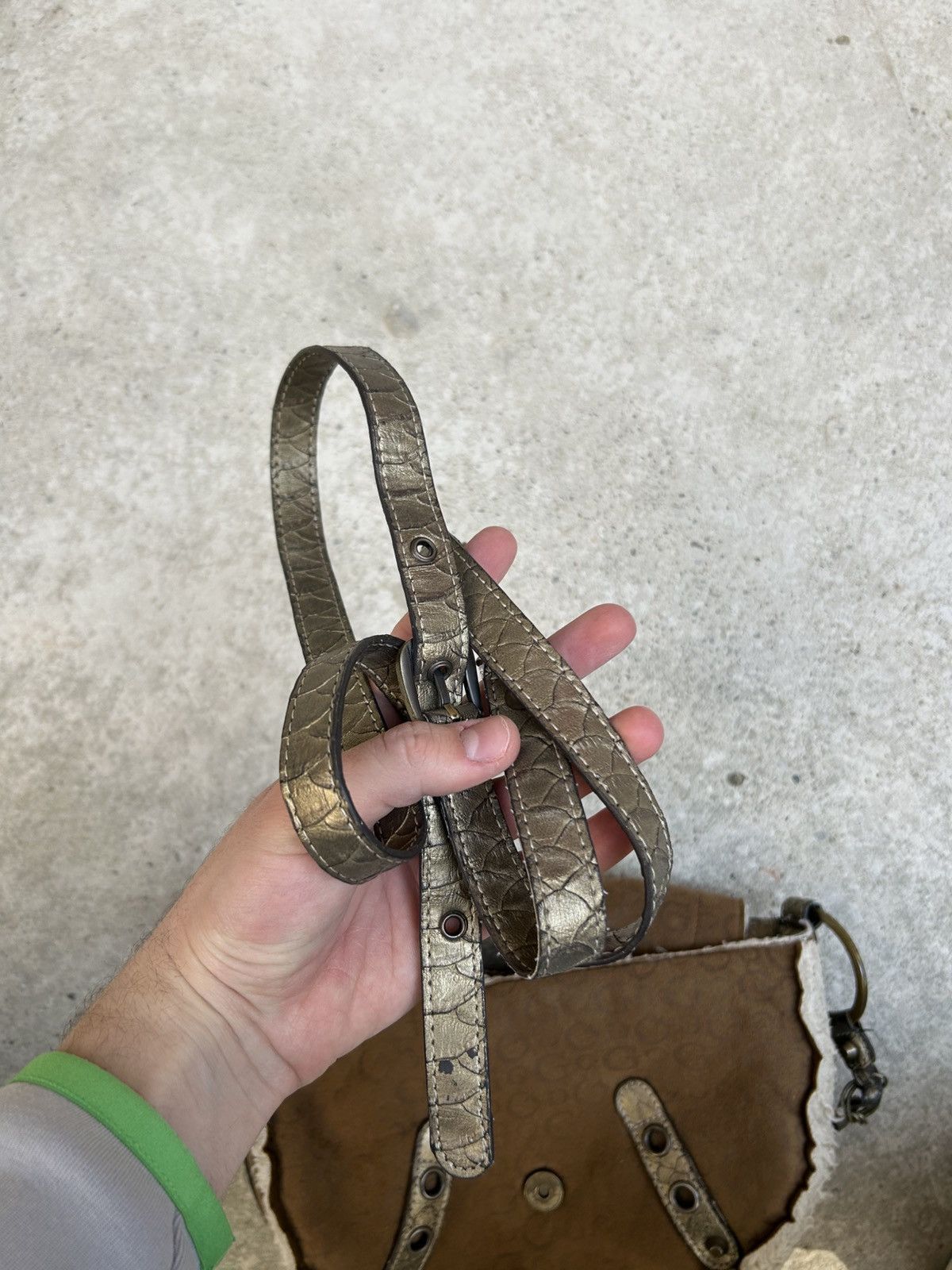 Guess Guess Camel brown padded Shoulder Bag Y2K monogram print Bag Size ONE SIZE - 9 Thumbnail