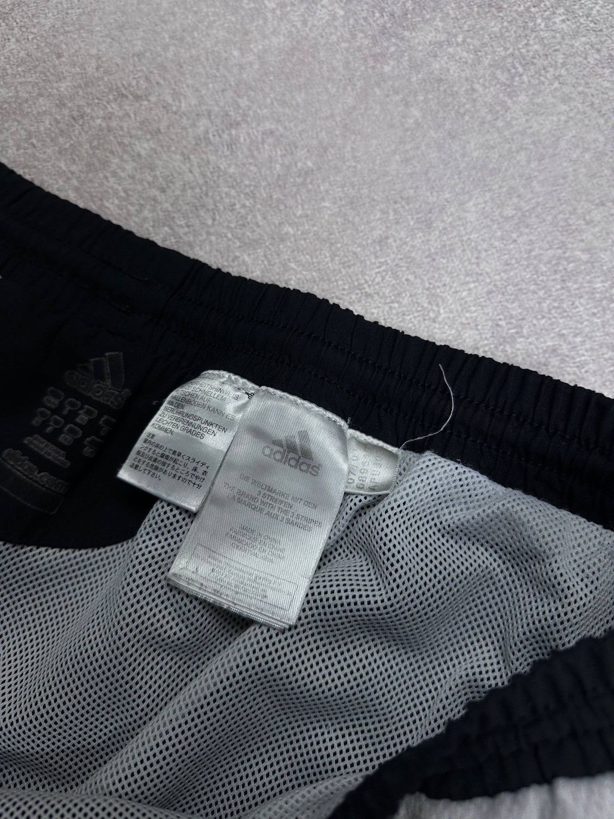 Adidas Vintage 07 Adidas Liverpool Nylon Track Pants M Size US 32 / EU 48 - 5 Thumbnail
