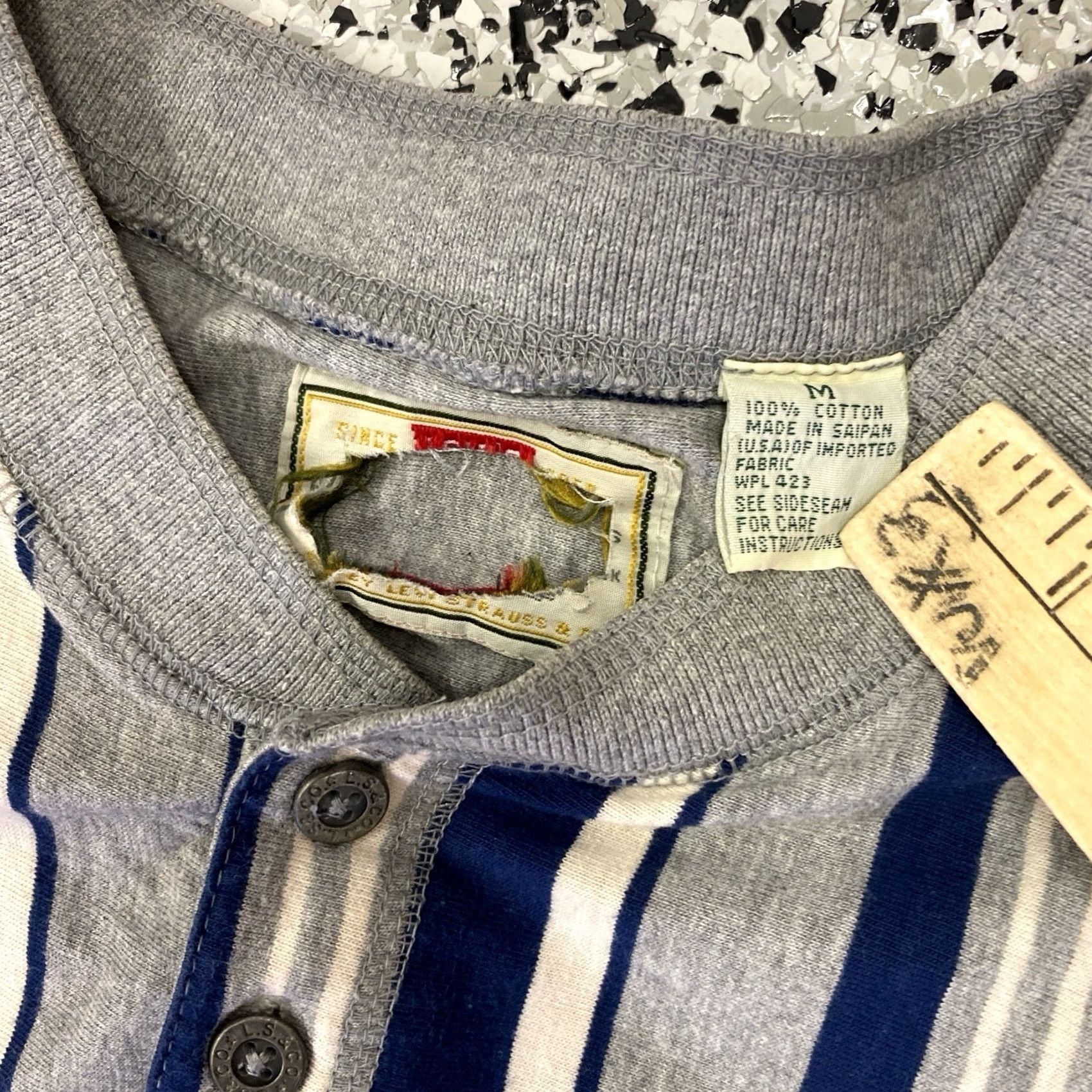 Levi's VINTAGE Levi's Mens Shirt M Grey Henley Button Up Cowboy Western Shirt Mens Medium Grey Henley Button Up Western 90s Grunge Retro Cowboy Mens Size US M / EU 48-50 / 2 - 3 Thumbnail