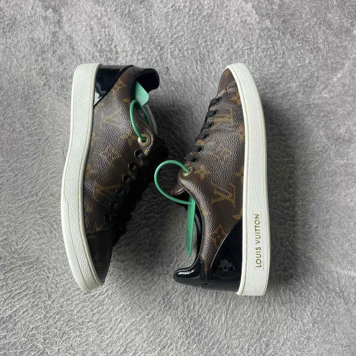 Louis Vuitton Louis Vuitton Frontrow Monogram Canvas Sneakers -2508 Size US 6 / IT 36 - 8 Thumbnail