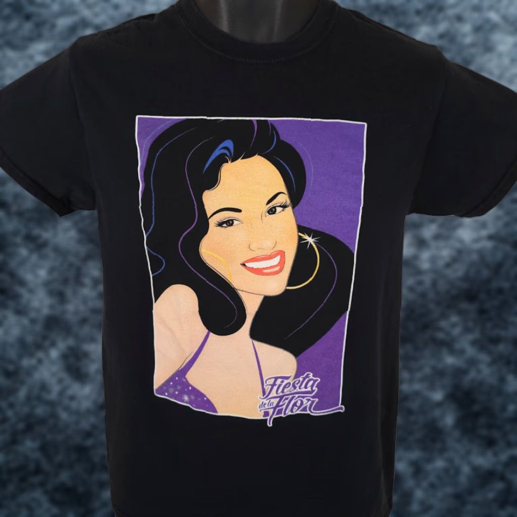 Gildan Fiesta De La Flor T Shirt Mens Size Small Black Selena Queen Of Tejano Music Gildan Cotton Crew Neck Short Sleeve Shirt Mockup? Size US S / EU 44-46 / 1 - 1 Thumbnail