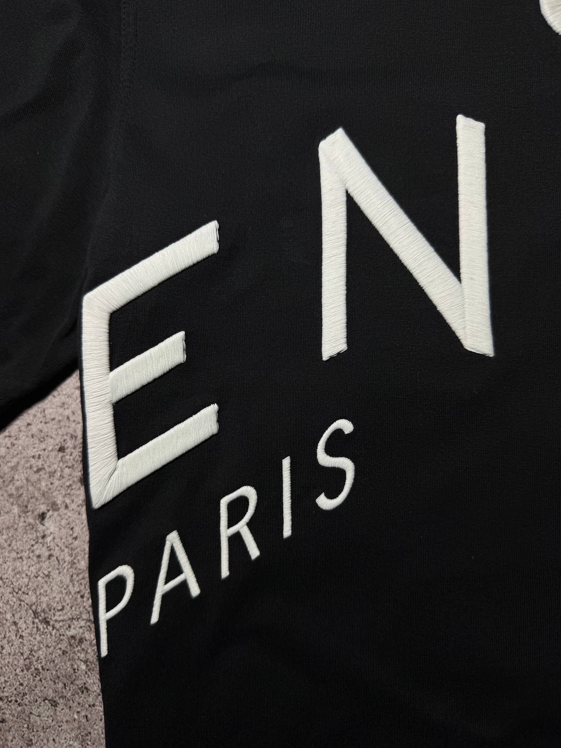 Givenchy Givenchy Paris Black Men’s T-shirt Embroidered Logo Size US L / EU 52-54 / 3 - 6 Thumbnail