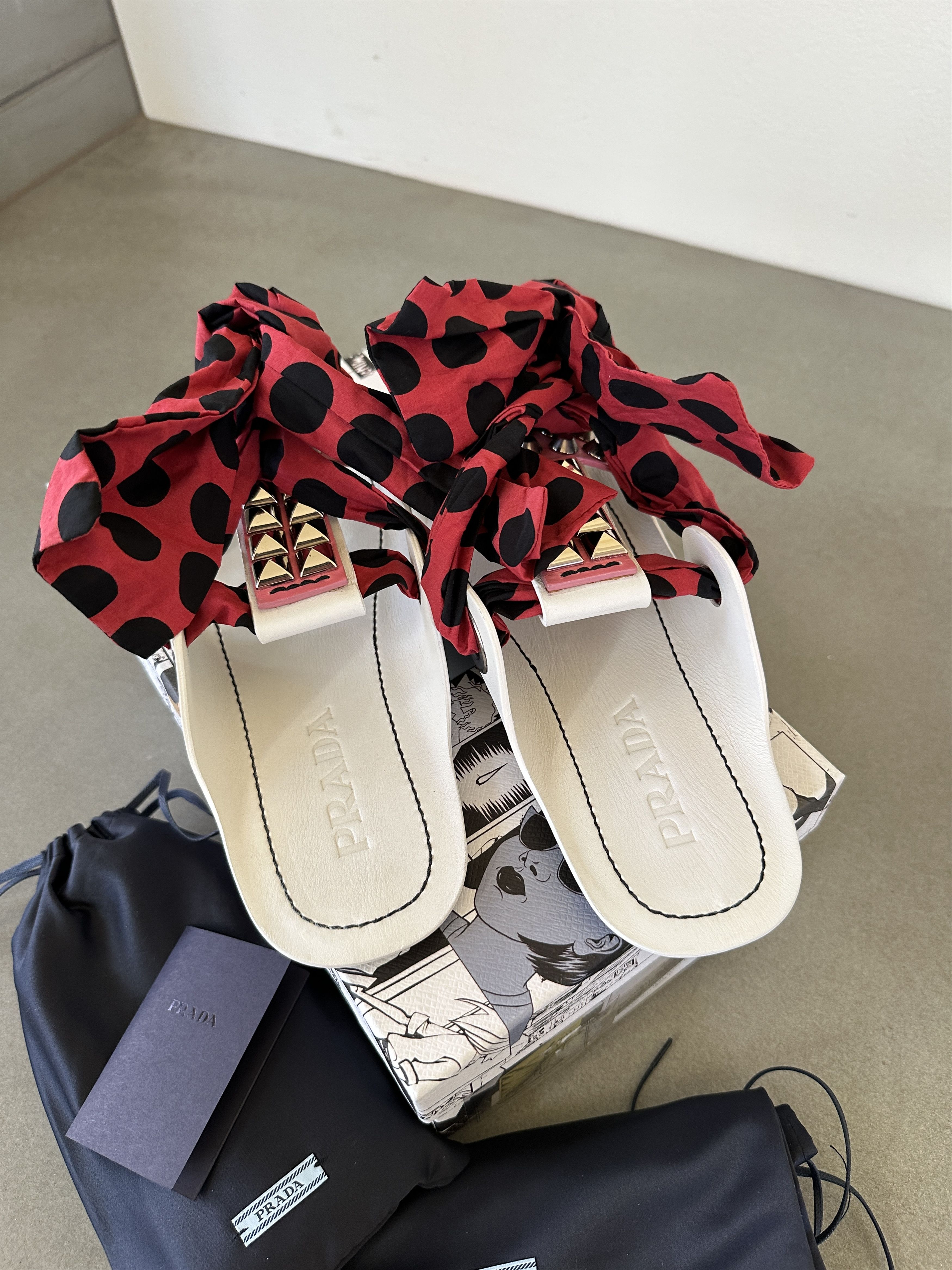 Prada 38.5 NEW $795 PRADA RUNWAY STUD Wrap FLAT SANDALS Size US 8 / IT 38 - 6 Thumbnail