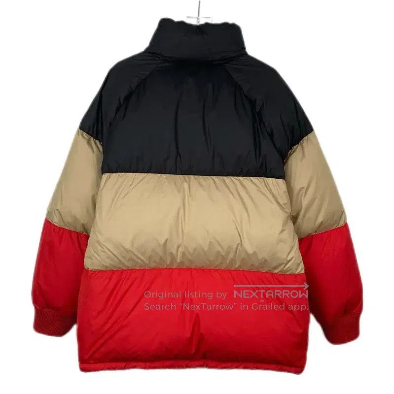 Burberry Burberry Men's Color-Block Down Jacket in Size S. Size US S / EU 44-46 / 1 - 2 Thumbnail