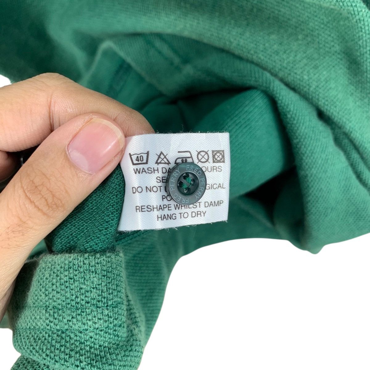 Fred Perry Vintage FRED PERRY Made In England Green Polo Tee Shirt Top Size US M / EU 48-50 / 2 - 9 Thumbnail