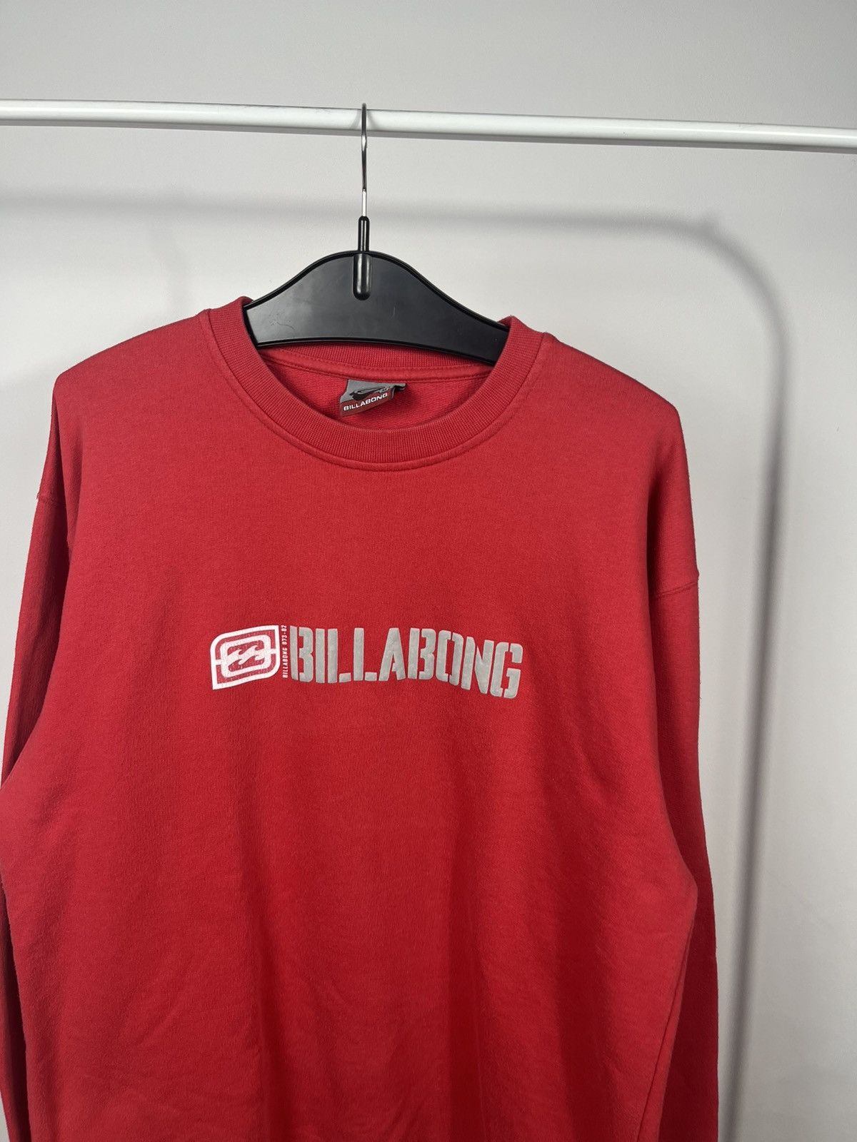Billabong Vintage Billabong Red Crewneck Sweatshirt Logo Size M Size US M / EU 48-50 / 2 - 3 Thumbnail