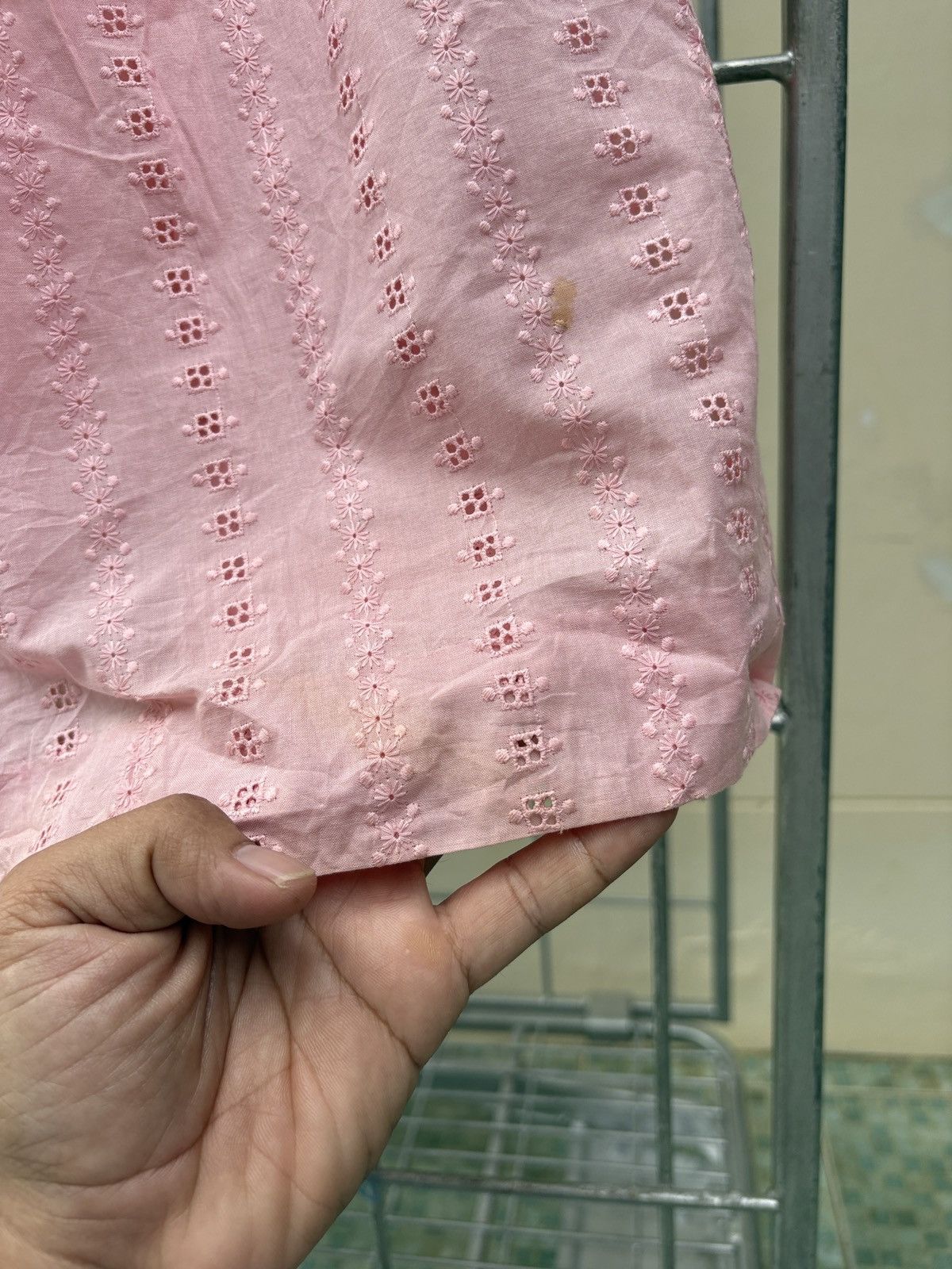 Celine Celine vintage pink lace skirt Size 27" / US 4 / IT 40 - 10 Thumbnail