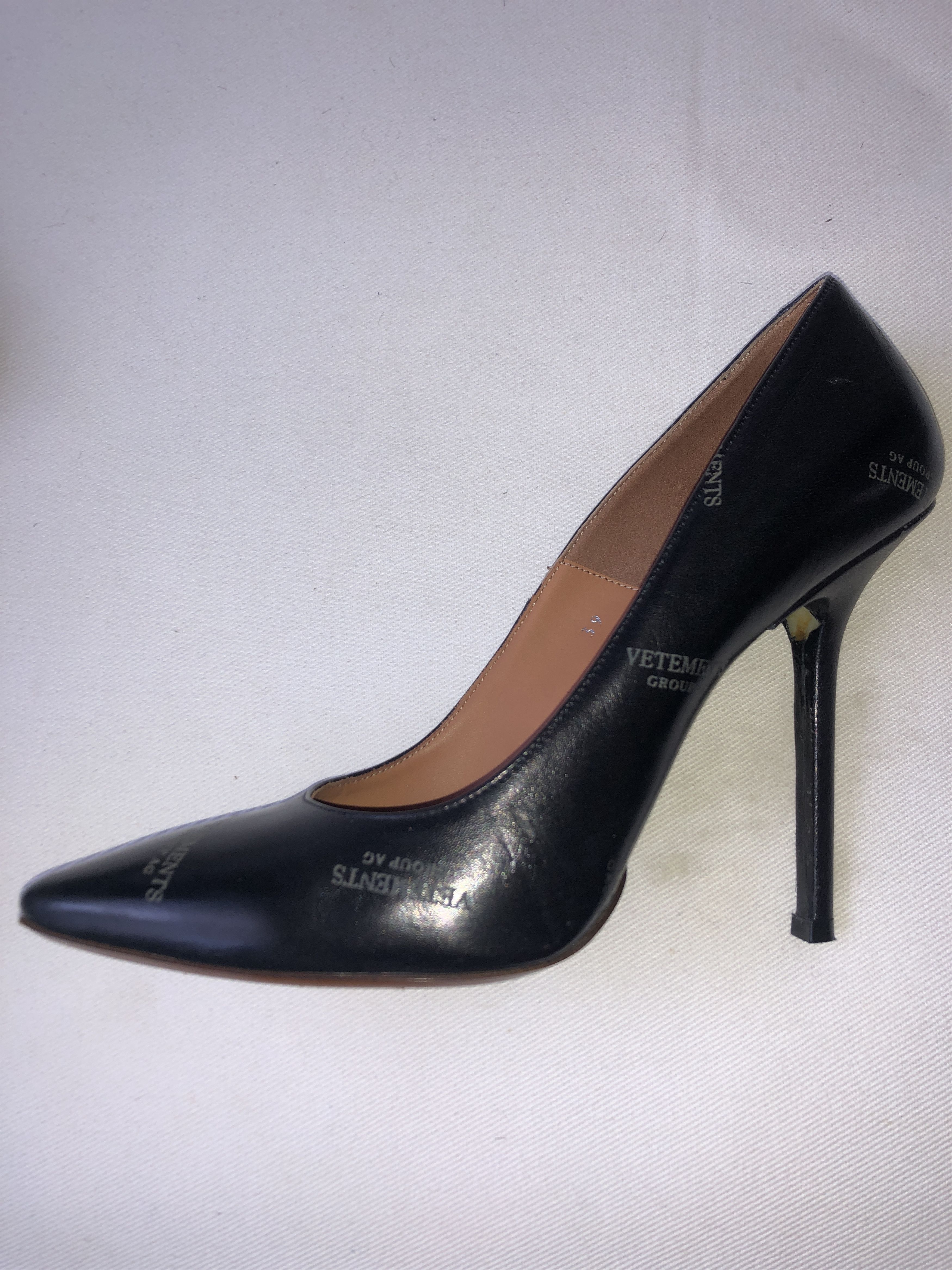 Vetements Black Leather Pumps with "Snatched" Shoe Sole Size US 9 / IT 39 - 17 Thumbnail