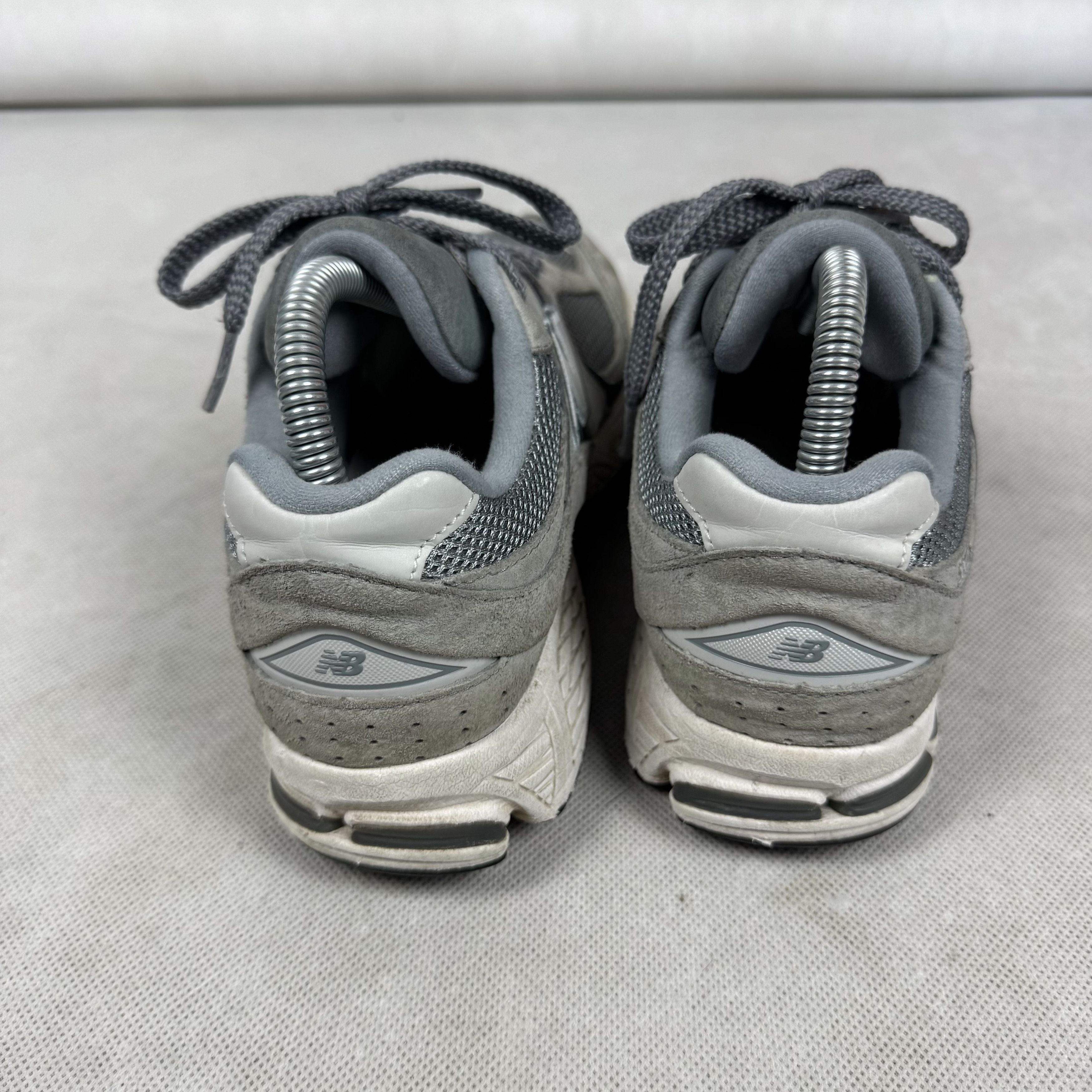New Balance New Balance 530 M2002RDT Mens Gray Running Sneaker Shoes 5.5 Size US 5.5 / EU 38 - 11 Thumbnail