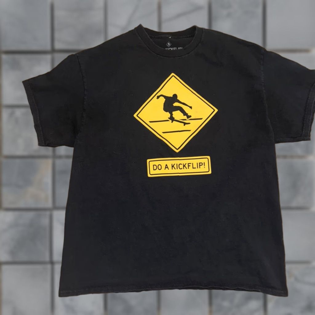 Vintage VINTAGE The Berrics “Do A Kickflip” T-Shirt Black XL Mens Regular T-Shirt Black XL Men Size US XL / EU 56 / 4 - 1 Thumbnail