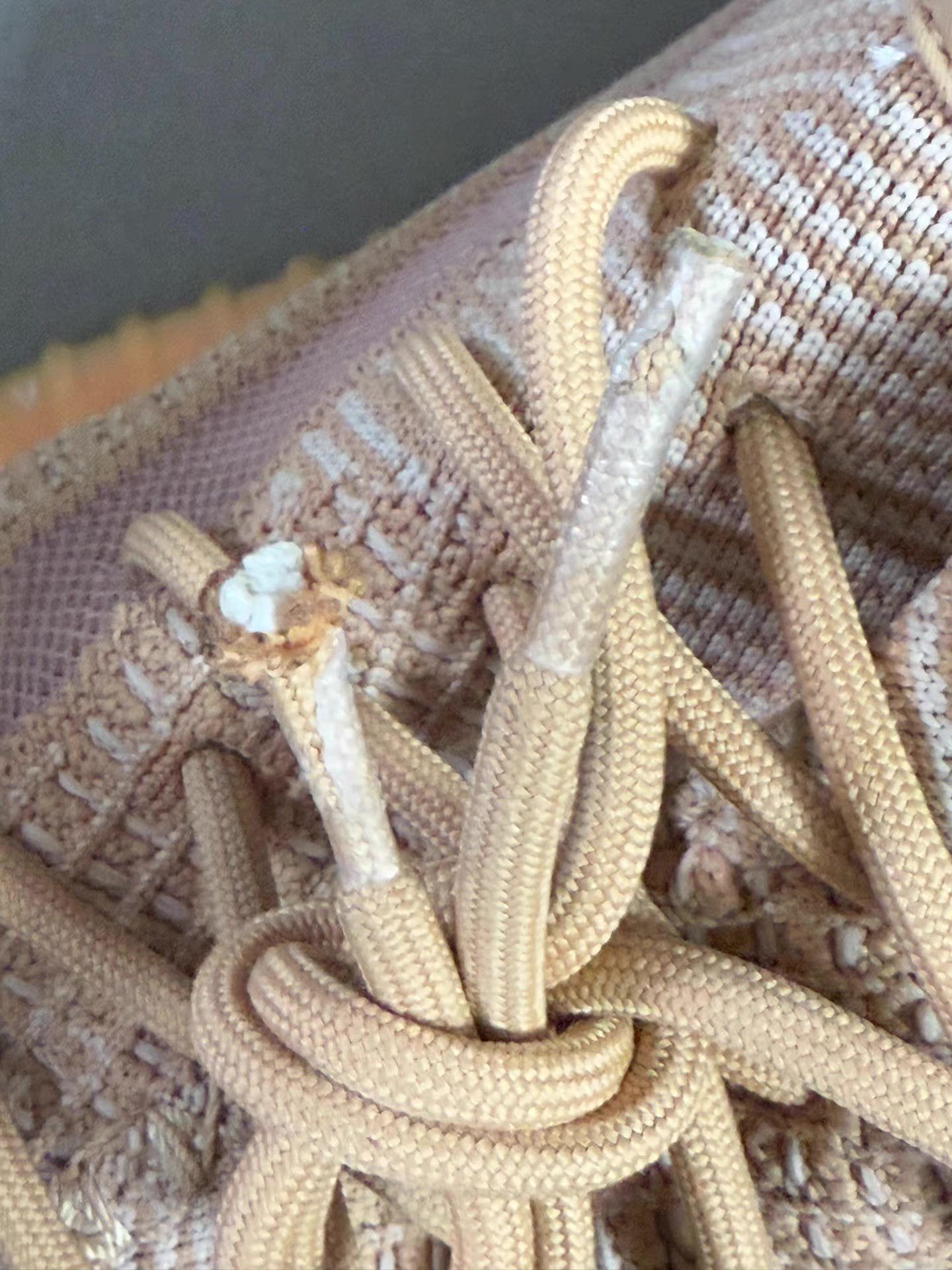Adidas adidas Originals Yeezy Boost 350 V2 Clay Comfortable Ｑ20 Size US 9.5 / EU 42-43 - 6 Thumbnail