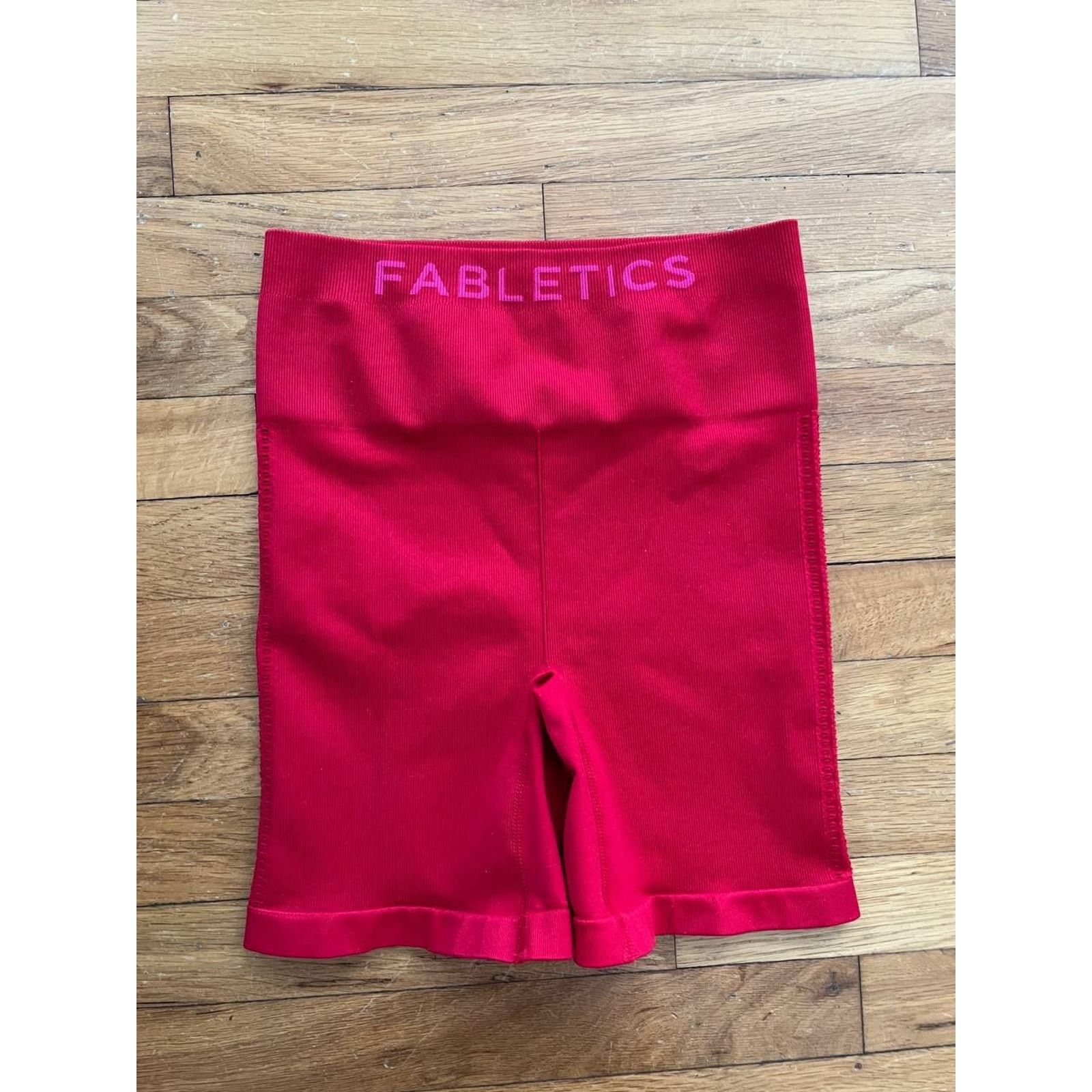 Fabletics Fabletics Sync 6'' Short Cherry Red Small A001727 Size 27" / US 4 / IT 40 - 3 Thumbnail