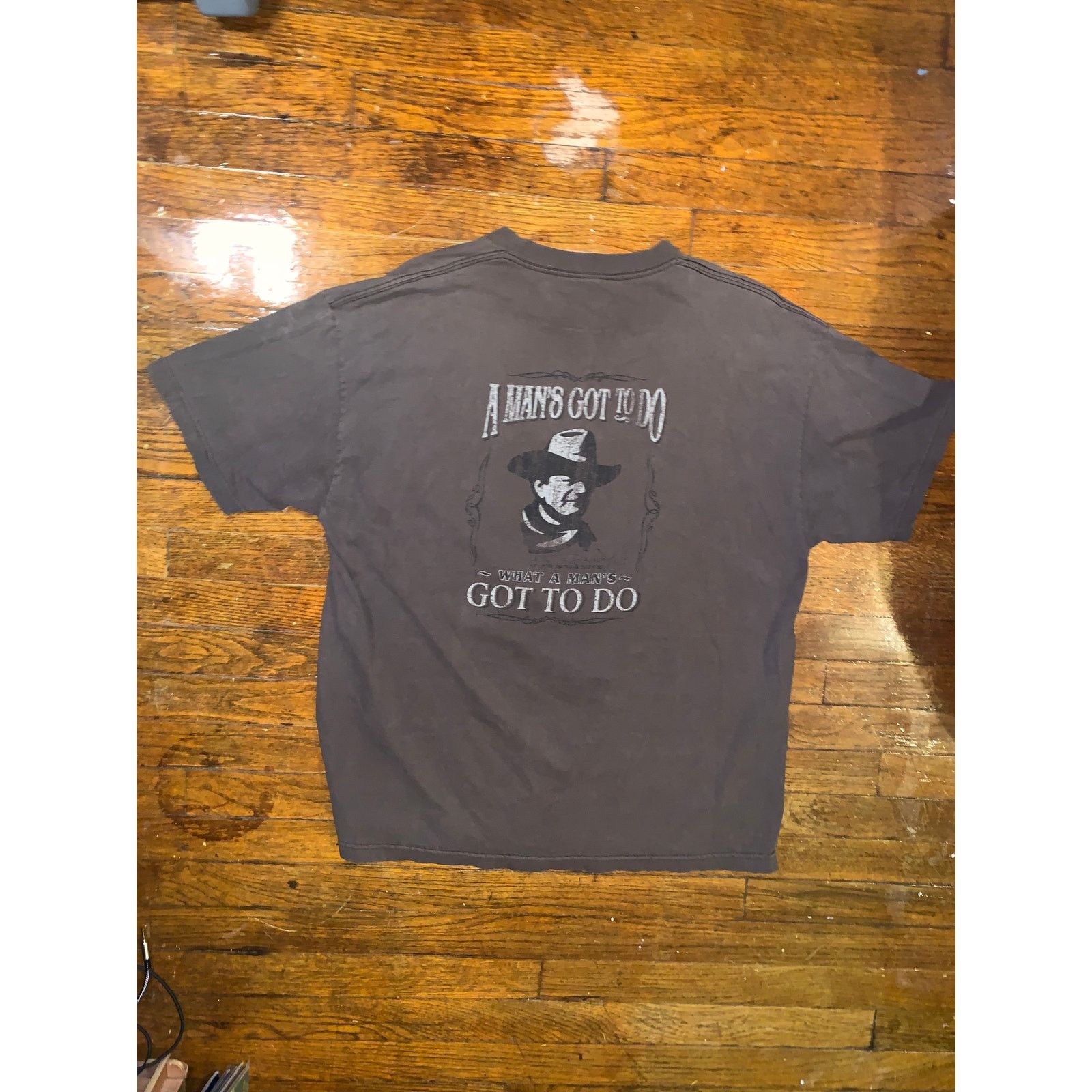 Other John Wayne T Shirt XL A Man’s Got To Do Western Brown Tee Size US XL / EU 56 / 4 - 8 Thumbnail