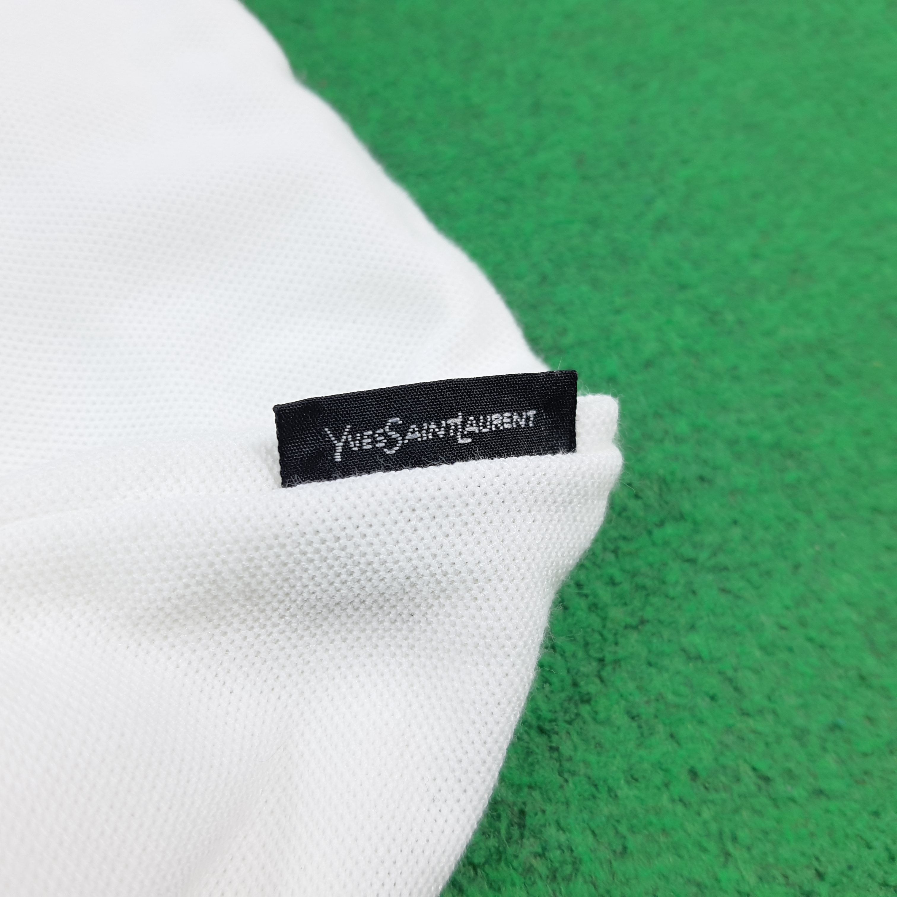 Yves Saint Laurent Vintage Yves Saint Laurent Polo YSL Quarter Zip C301N35 Size US L / EU 52-54 / 3 - 3 Thumbnail