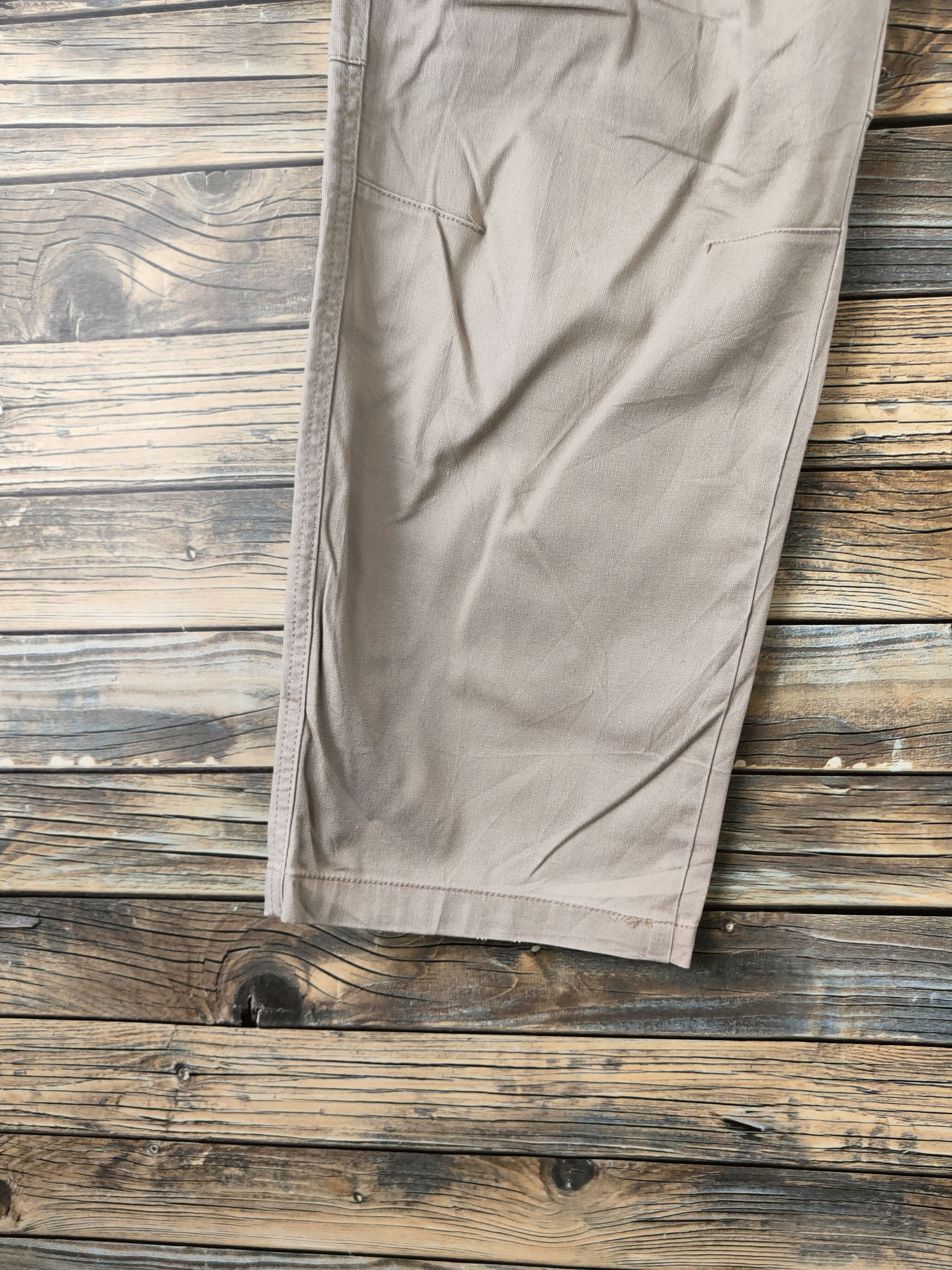 Japanese Brand DL Japanese Brand Beige Multipocket Cargo Pants #46-325 Size US 33 - 4 Thumbnail