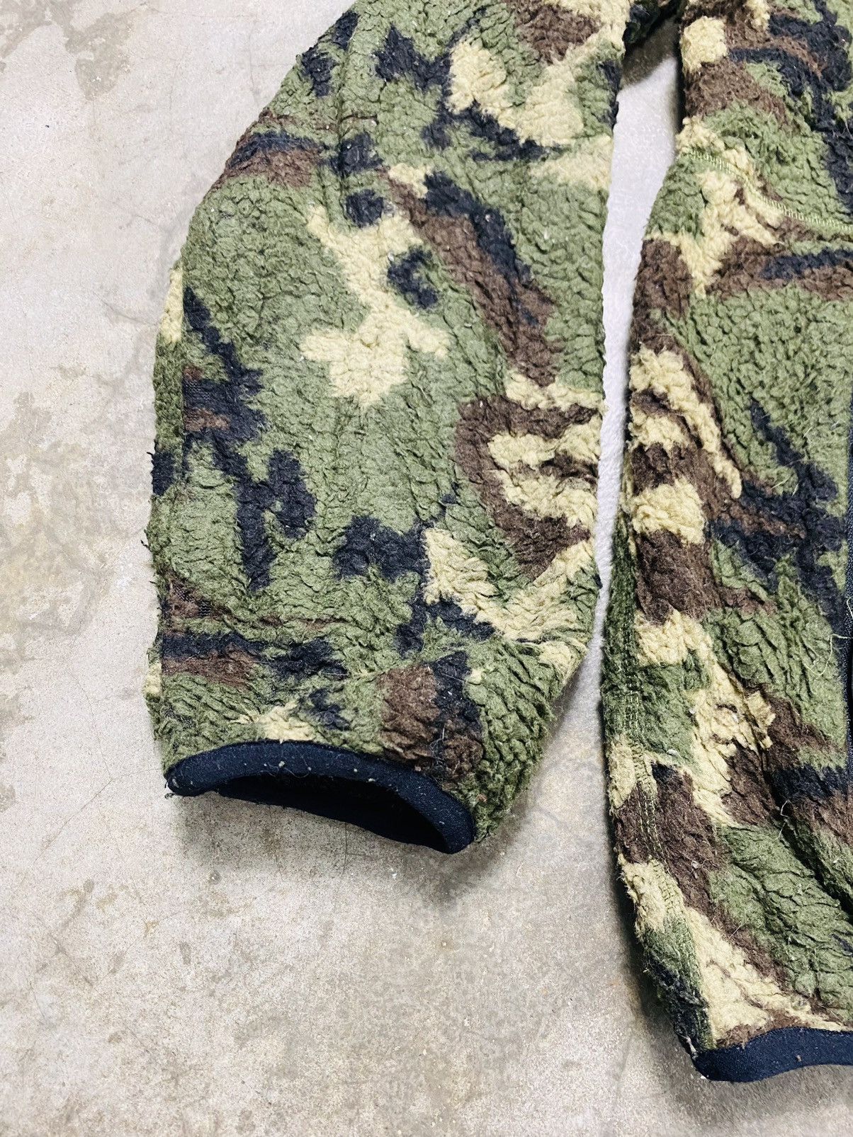 Japanese Brand A09 Rare - DPLS Squad Deep Pile Fleece Size US L / EU 52-54 / 3 - 5 Thumbnail