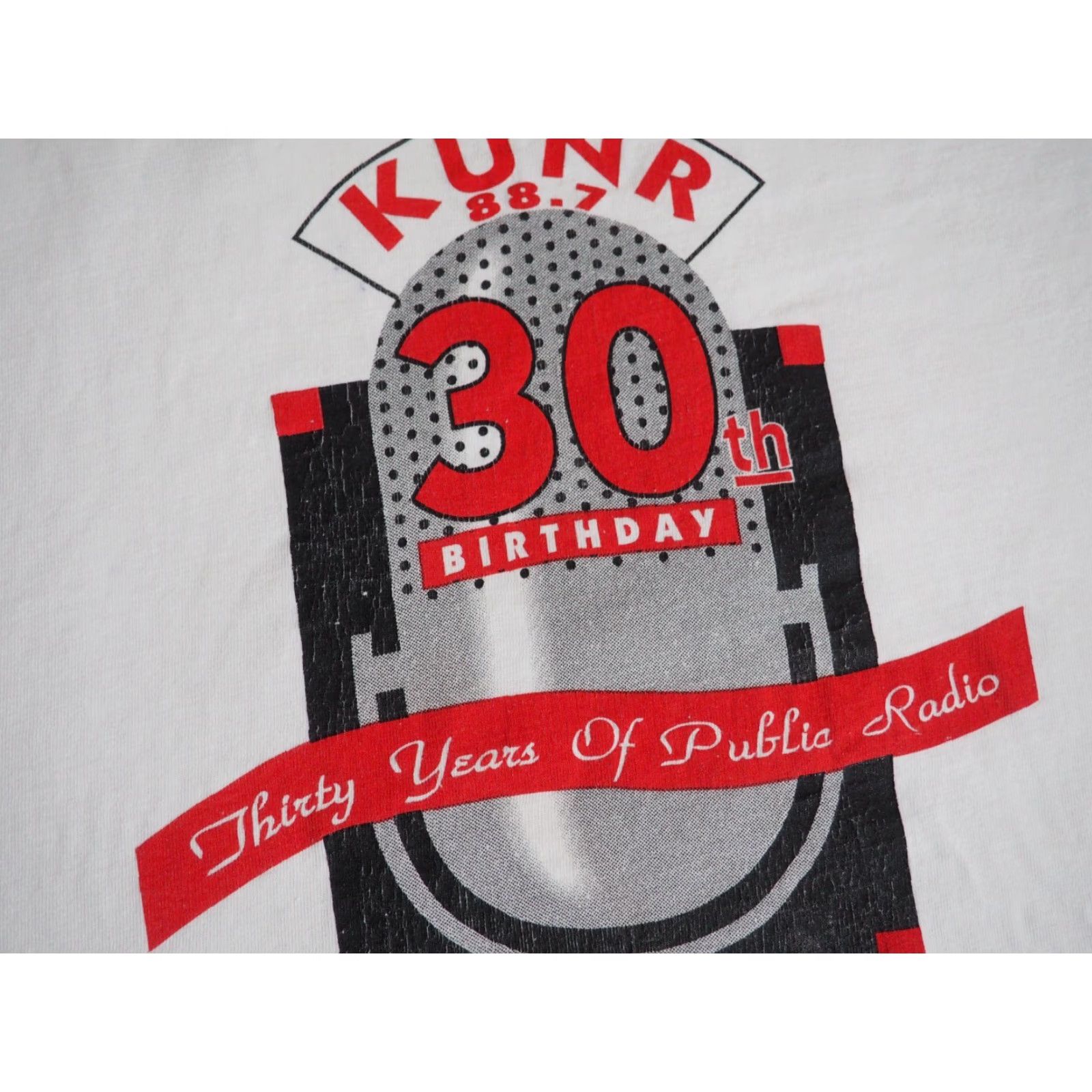 Hanes VTG Hanes Public Radio KUNR Tech Art Music White USA Tee T-Shirt Mens L Size US L / EU 52-54 / 3 - 4 Thumbnail