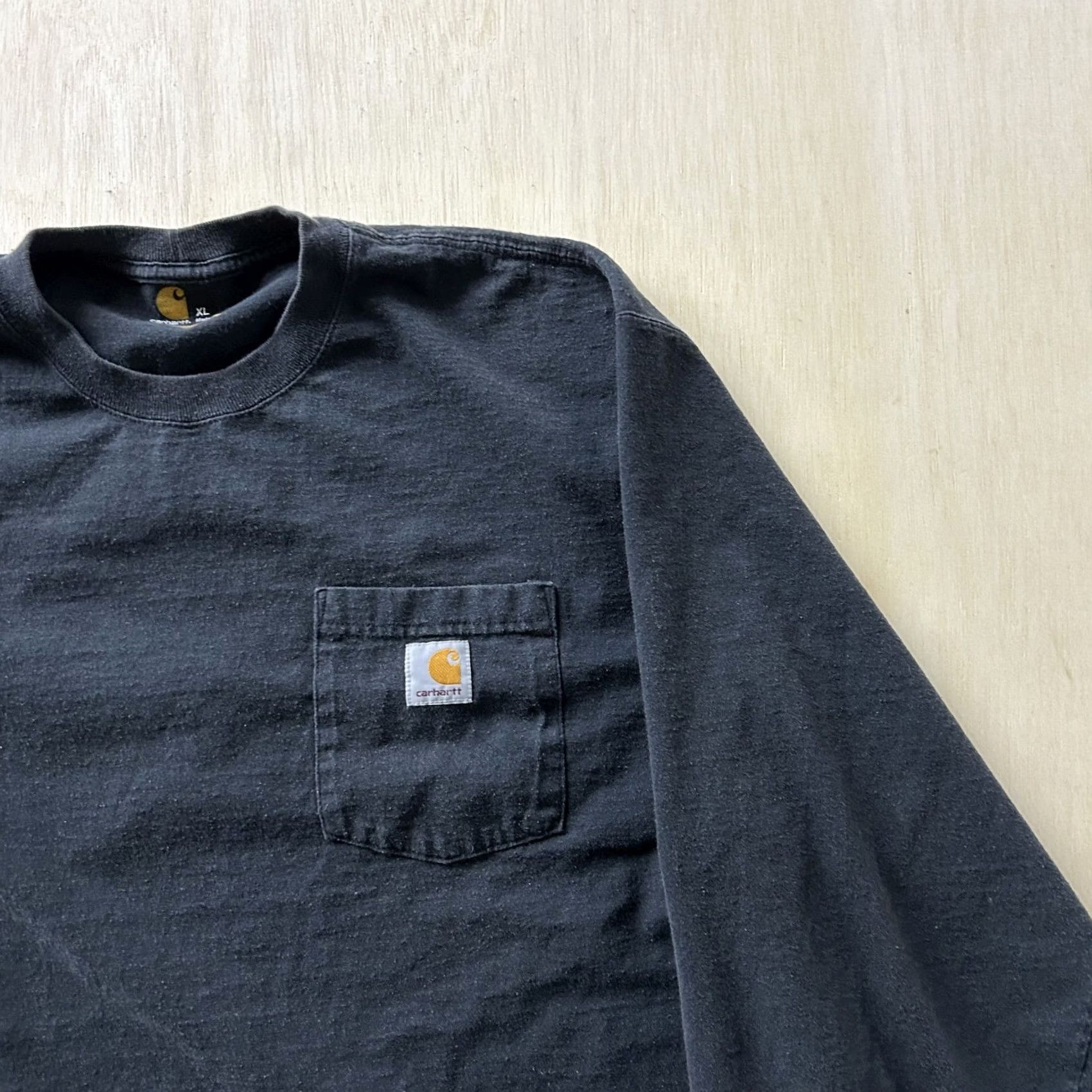 Carhartt Carhartt Shirt Mens XL Black Long Sleeve Pocket Workwear Tagless Tee T-Shirt Size US XL / EU 56 / 4 - 2 Thumbnail