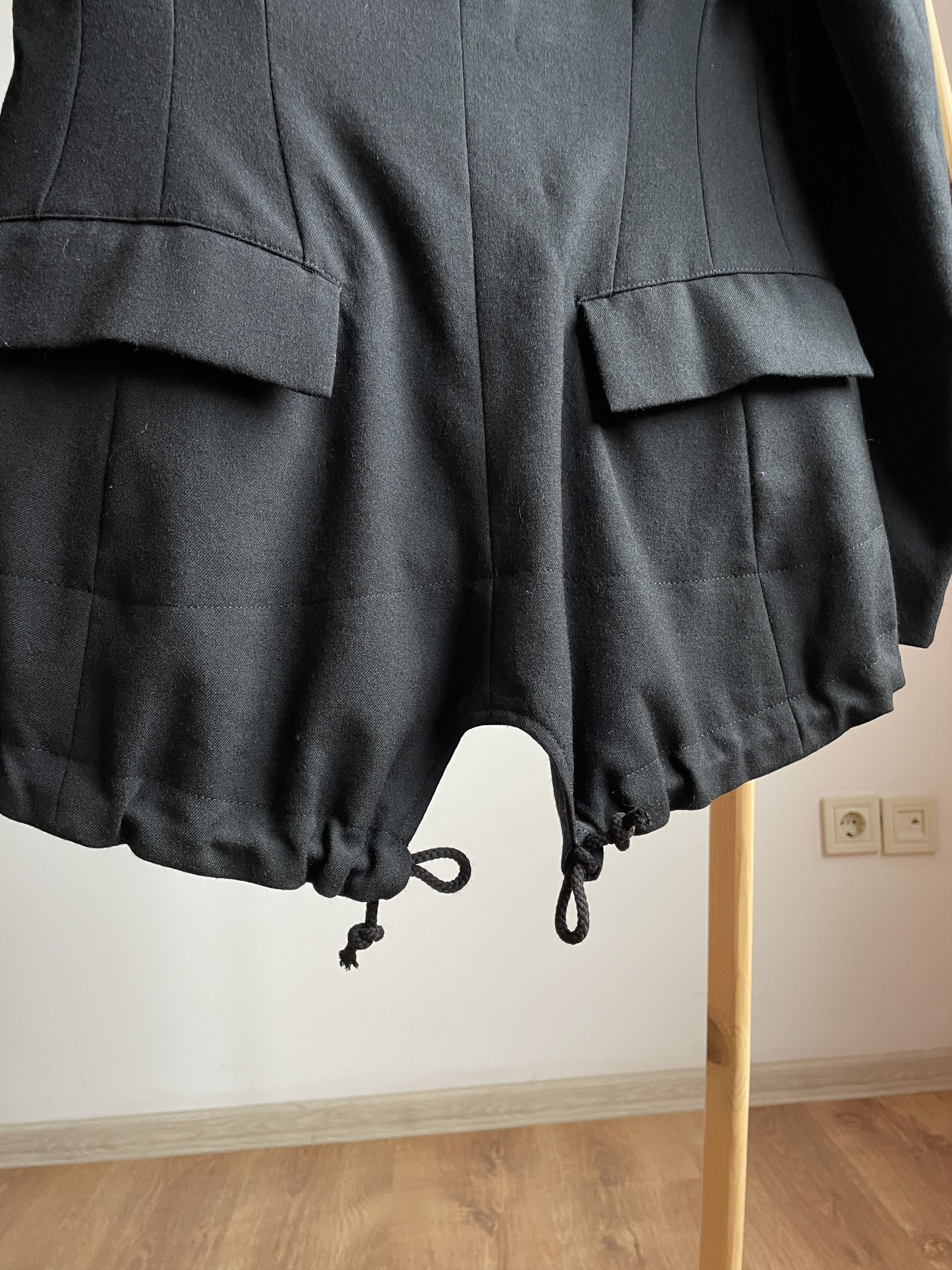 Yohji Yamamoto Y's Yohji Yamamoto AW 2010 Womens Drawstring Hem Wool Blazer Size M / US 6-8 / IT 42-44 - 9 Thumbnail
