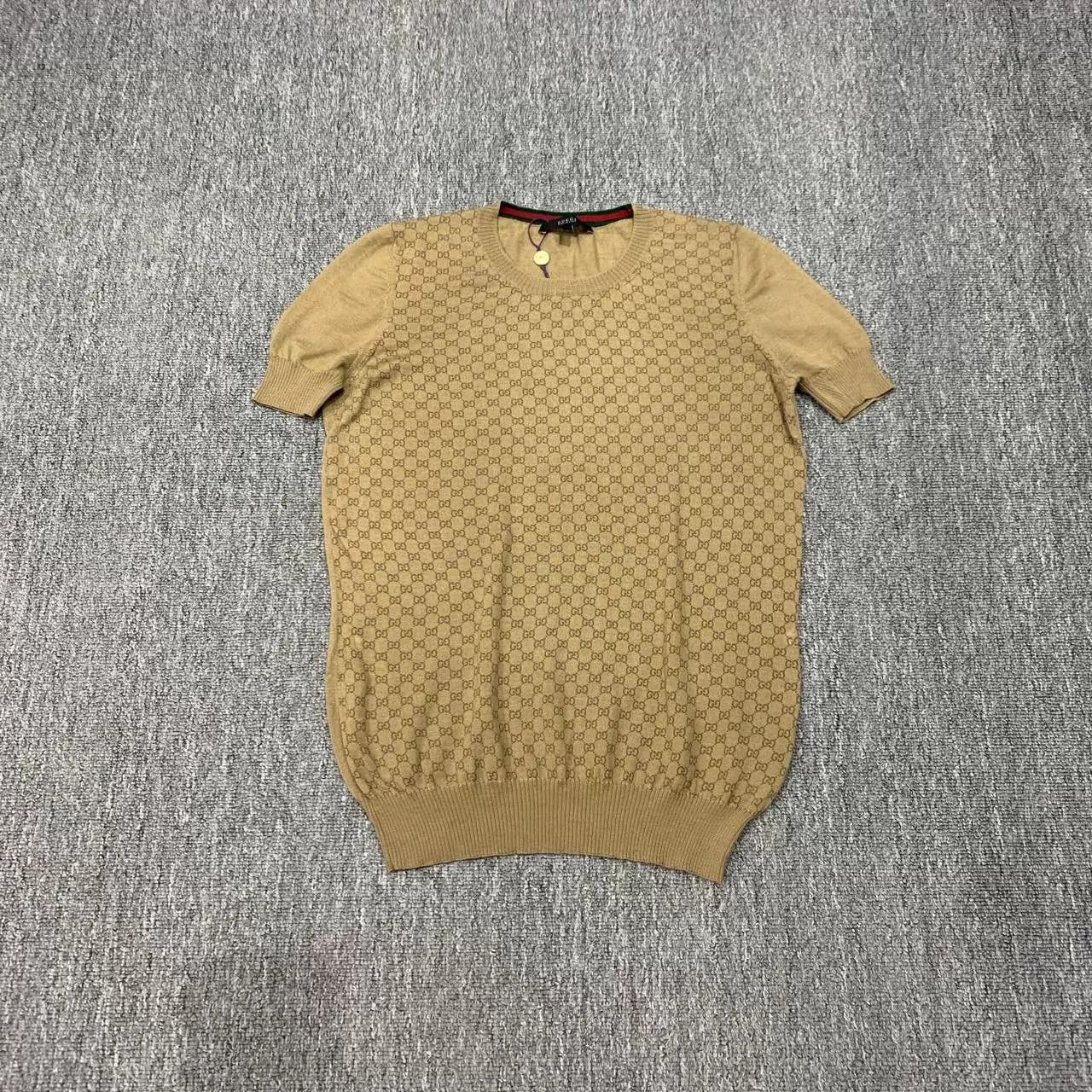 Gucci Gucci Brown GG Monogram Knit Short Sleeve L 95New Size L / US 10 / IT 46 - 1 Thumbnail