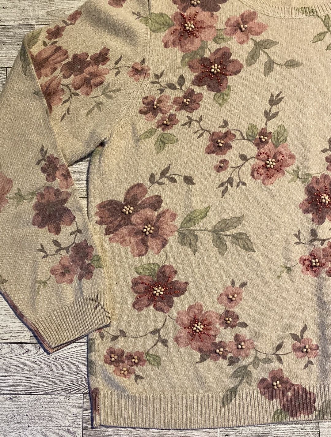 Vintage Vintage, Beige, Floral, Embellished, Pullover Sweatshirt Size S / US 4 / IT 40 - 8 Thumbnail