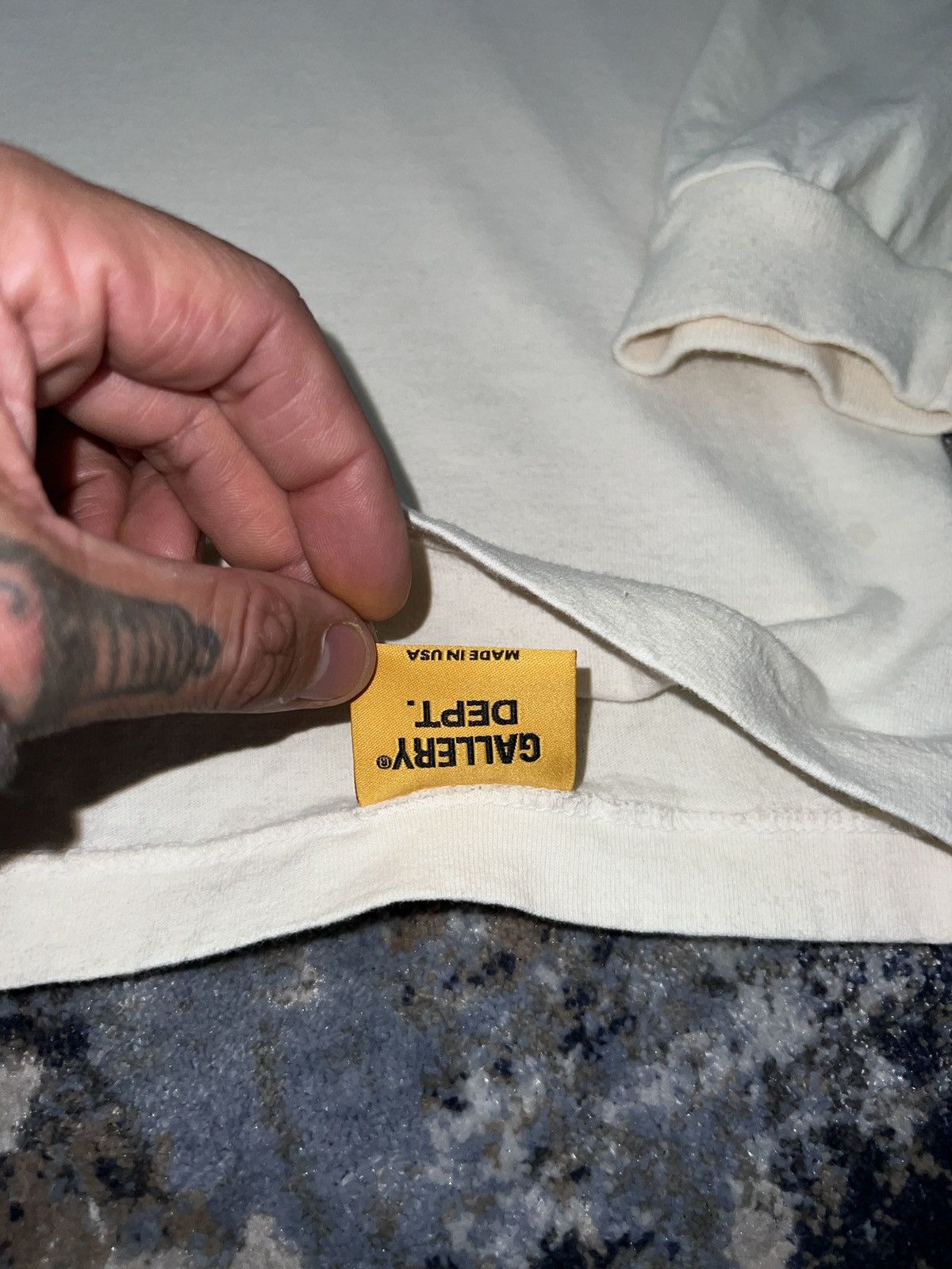 Gallery Dept. LONGSLEEVE logo t shirt Size US XL / EU 56 / 4 - 2 Thumbnail