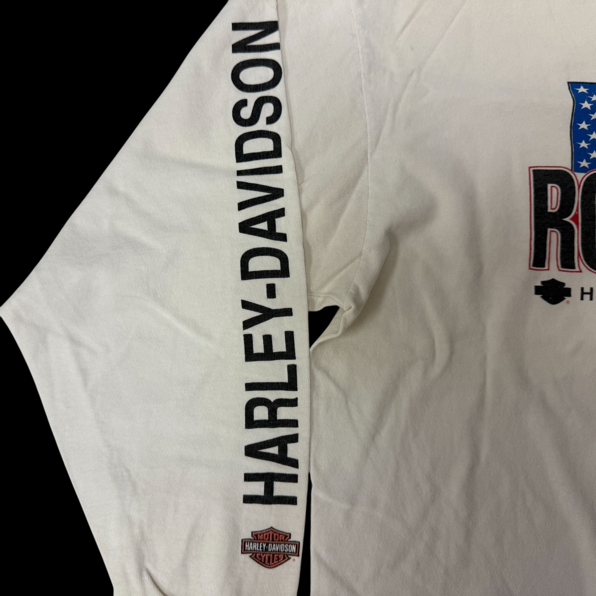 Harley Davidson 90's H-D USA FLAG L/S Spellout Milwaukee WI ROAD HOUSE 1999 Size US XL / EU 56 / 4 - 7 Thumbnail