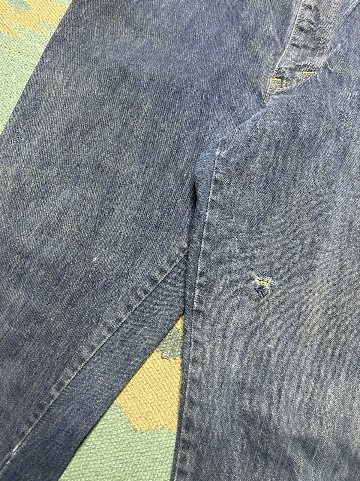 Vintage 70s bell bottom jeans flare leg twist cotton distress 32x31 Size US 32 / EU 48 - 4 Thumbnail
