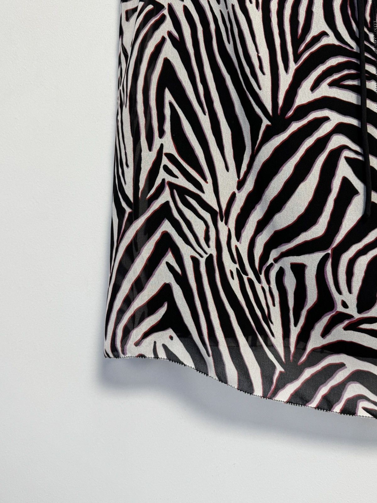 Escada ESCADA Women’s Zebra Print Sleeveless Blouse – Size 38 (M) Size XS / US 0-2 / IT 36-38 - 5 Thumbnail