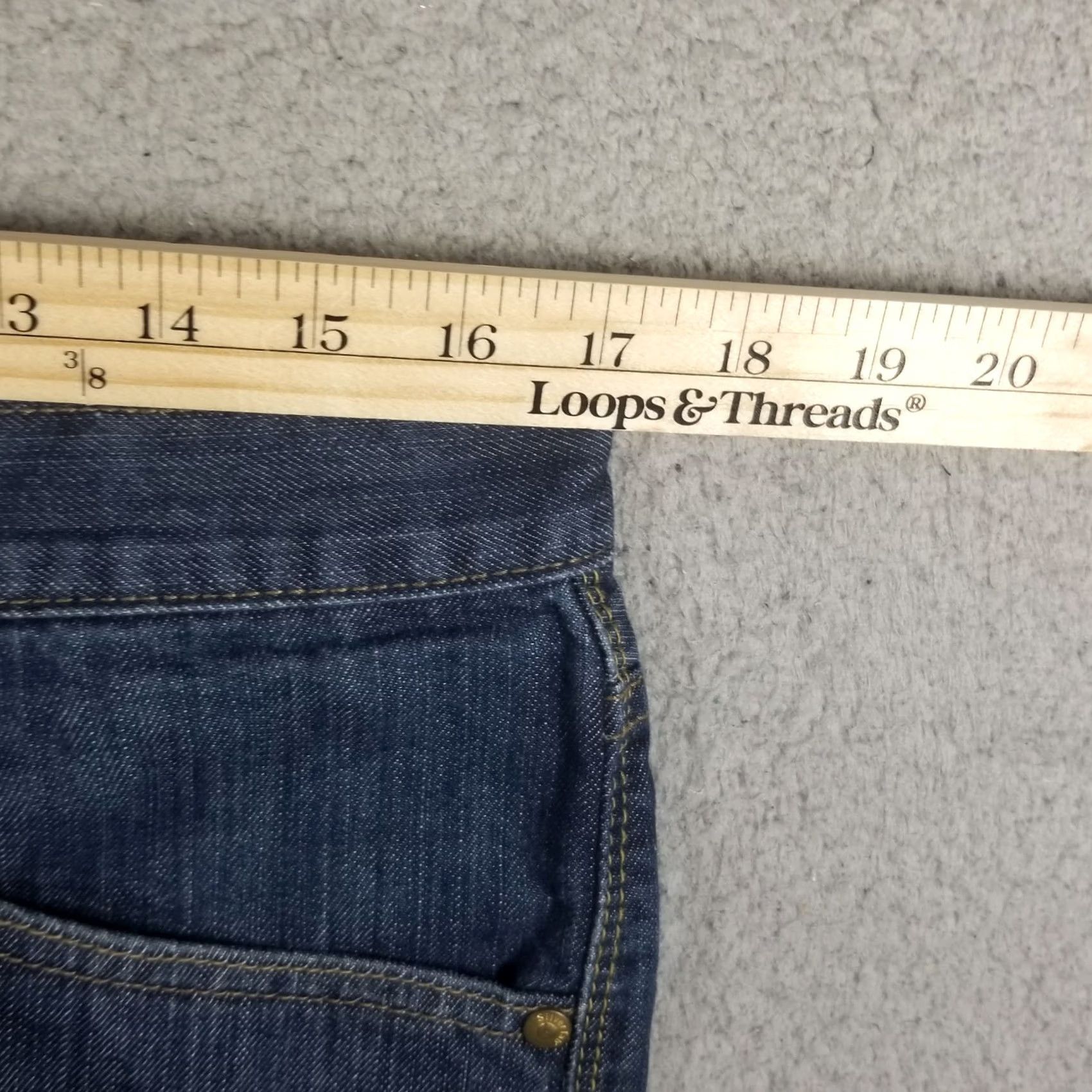 Levi's Levis Silvertab Jeans Shorts 34 Blue Denim 5-Pocket Relaxed Fit Vintage Y2K Grunge Hip Hop 90s Mens Shorts 34x18 Size US 34 / EU 50 - 6 Thumbnail