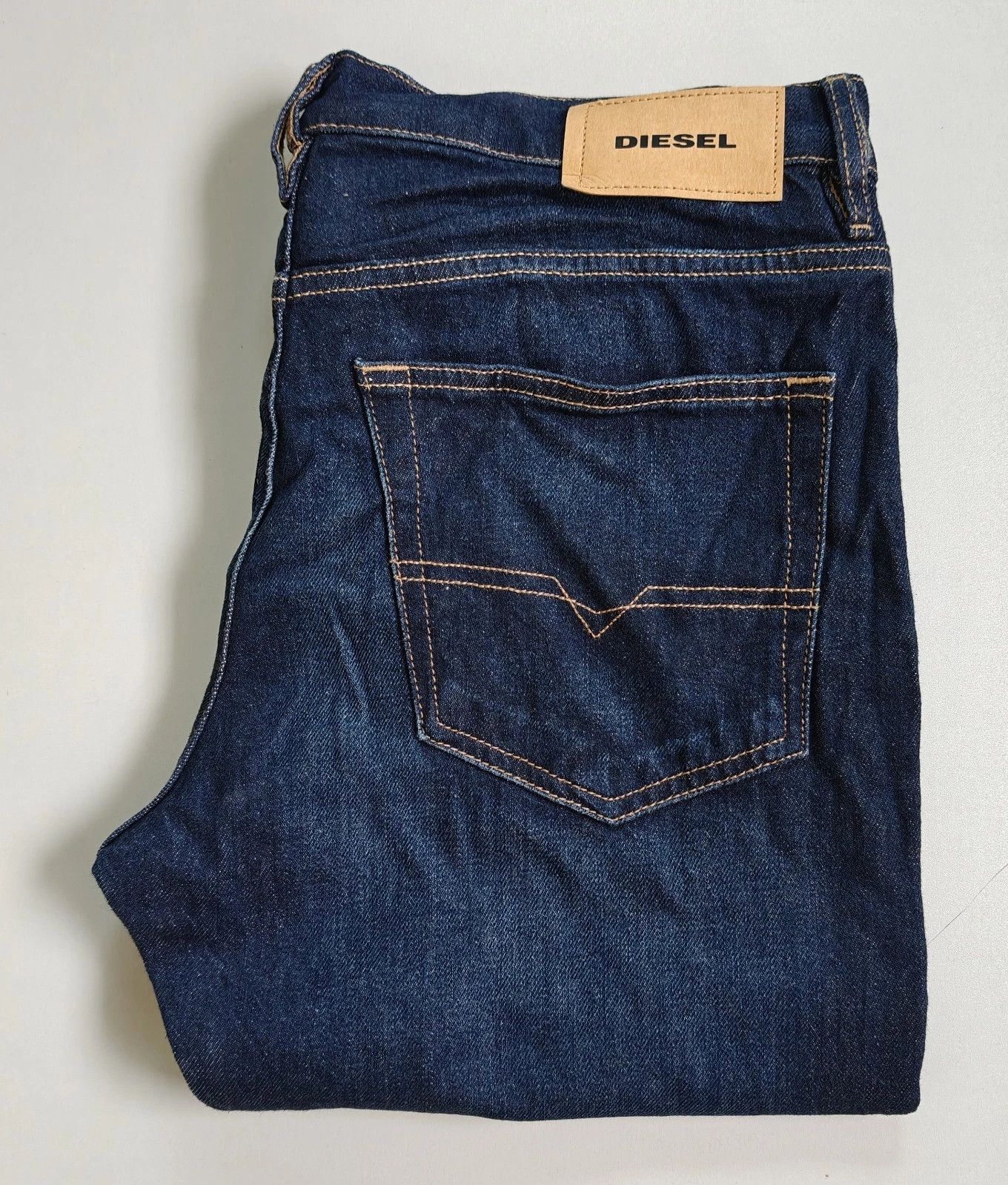 Diesel Diesel D-LUSTER L.32 MENS JEANS T/9563 Size US 32 / EU 48 - 1 Thumbnail