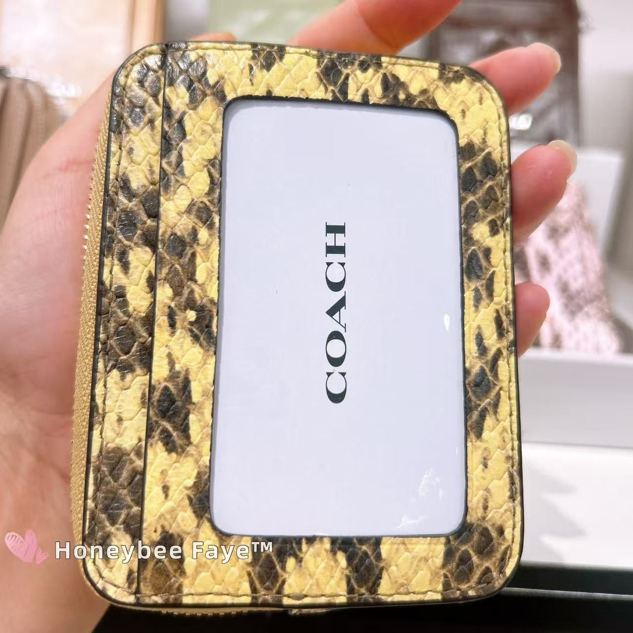 Coach Zip Card Case CEC53 Gold/Yellow Snake-embossed leather Size ONE SIZE - 4 Thumbnail