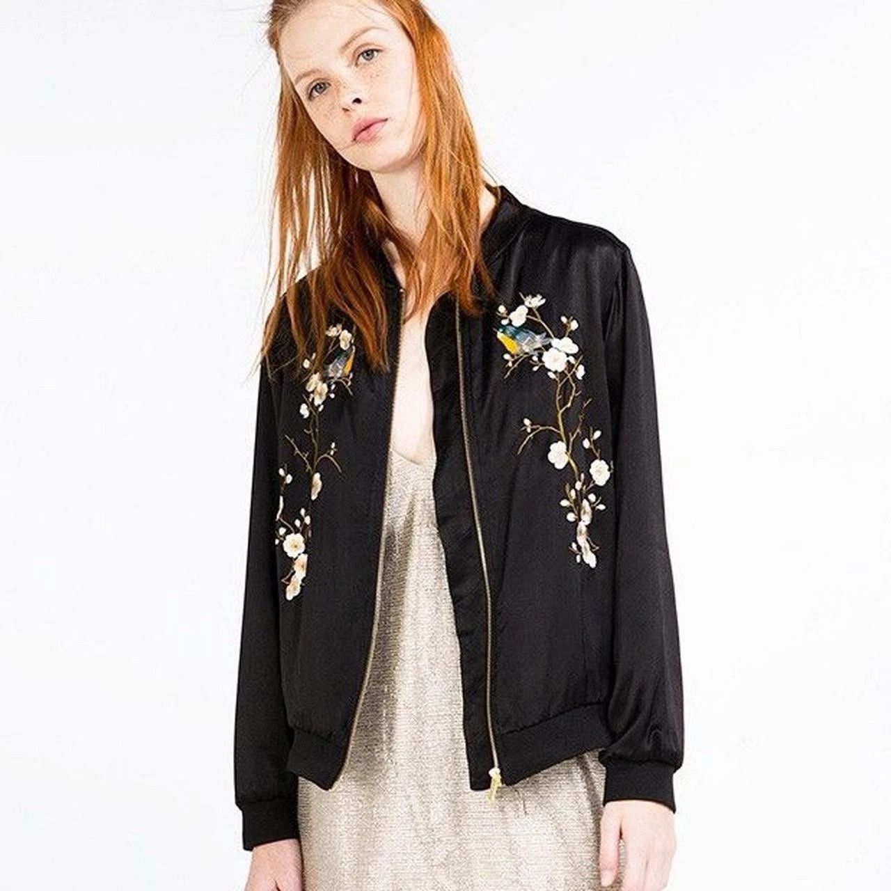 Zara Zara Black Asian Cherry Blossom Embroidered Satin Jacket Size S / US 4 / IT 40 - 1 Thumbnail