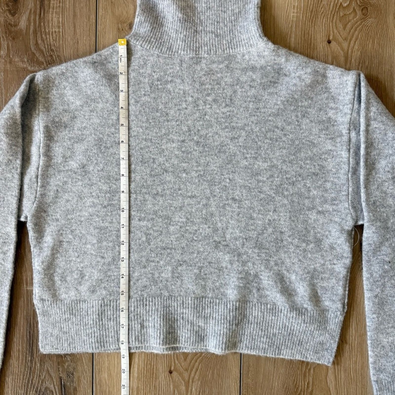 Bdg Urban Outfitters BDG Lake Cropped Turtleneck Sweater S Size S / US 4 / IT 40 - 10 Thumbnail