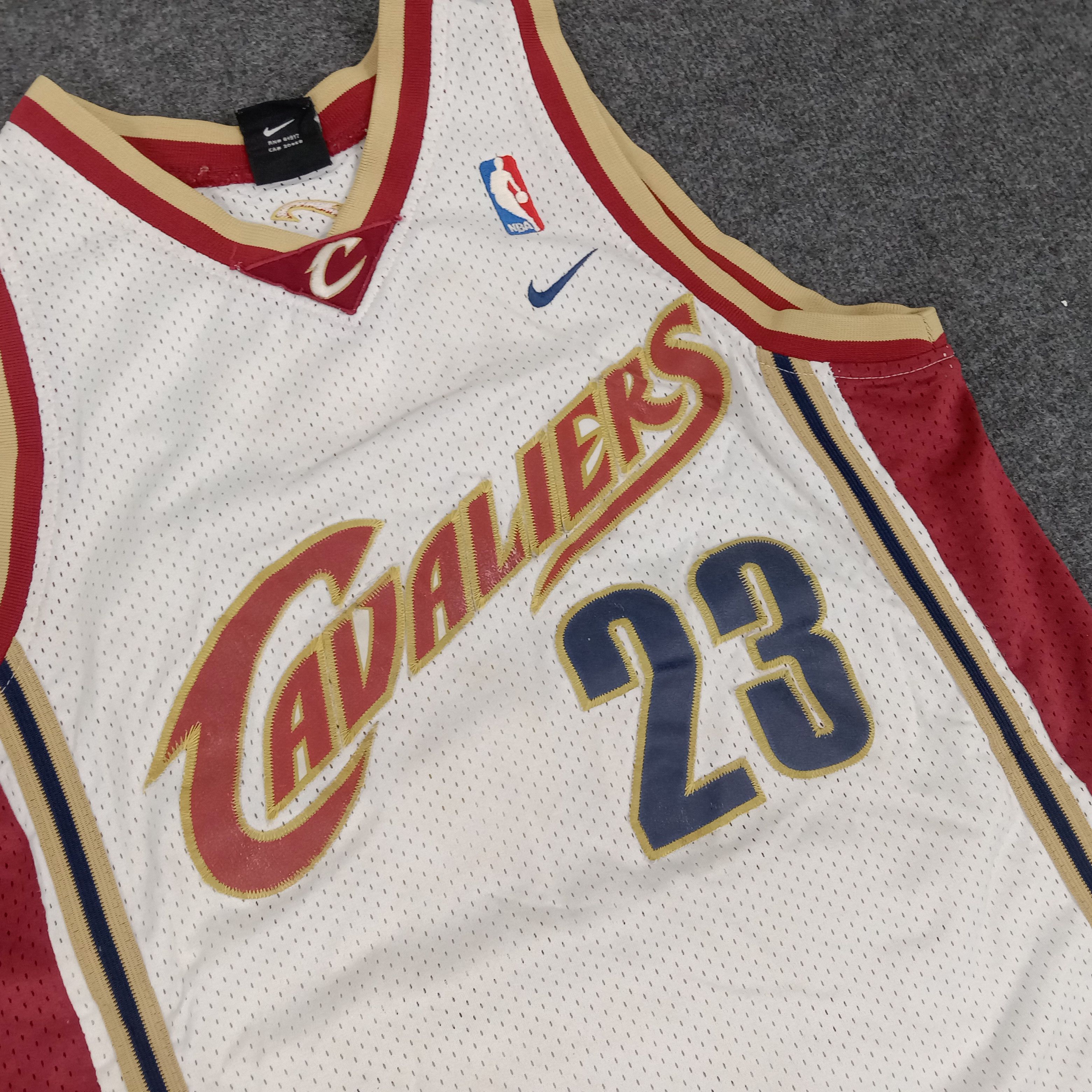 NBA × Nike × Vintage Cavaliers 23 American NBA Basketball Jerseys Size US S / EU 44-46 / 1 - 2 Thumbnail