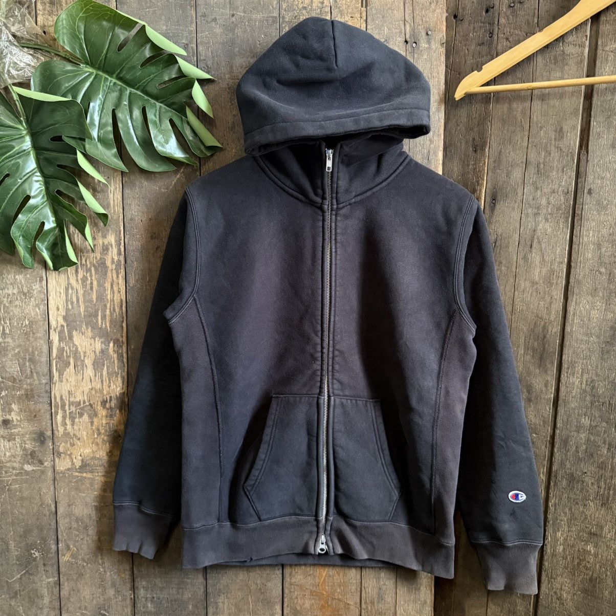 Champion Vintage Y2K Champion Reverse Weave Windstopper Hoodie Size US M / EU 48-50 / 2 - 1 Thumbnail