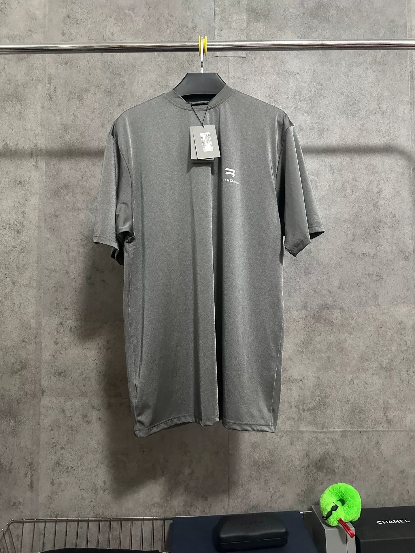 Balenciaga Balenciaga Double Hook Print Quick-Dry T-Shirt Size US XS / EU 42 / 0 - 1 Thumbnail
