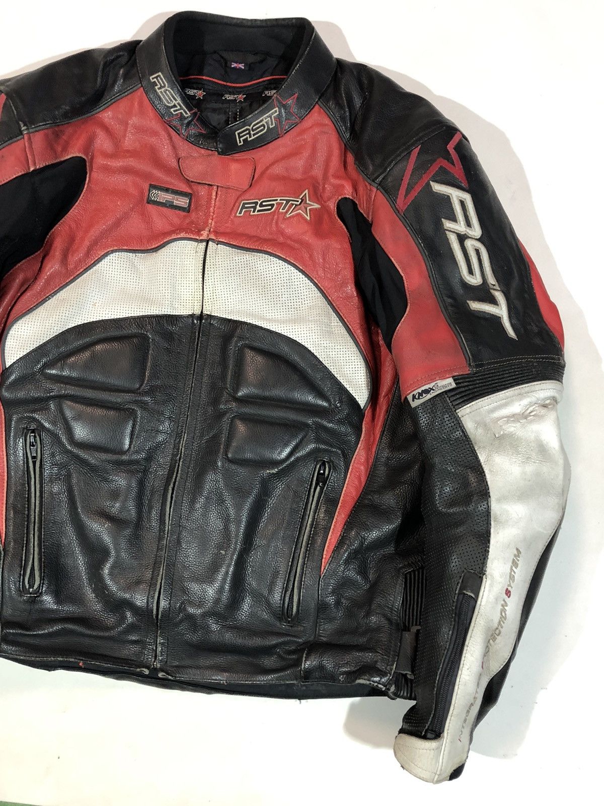 Dainese × Ferrari × Yamaha RST Motorcycle Leather Jacket Racing Size US L / EU 52-54 / 3 - 6 Thumbnail
