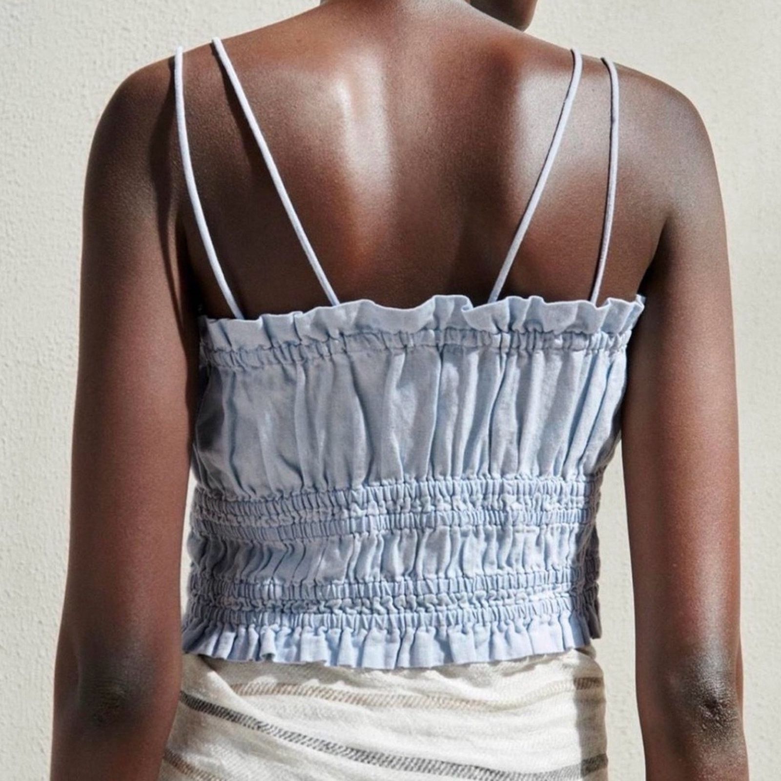 Zara New Zara Light Blue Women's Smocked Top size XS Size S / US 4 / IT 40 - 2 Thumbnail