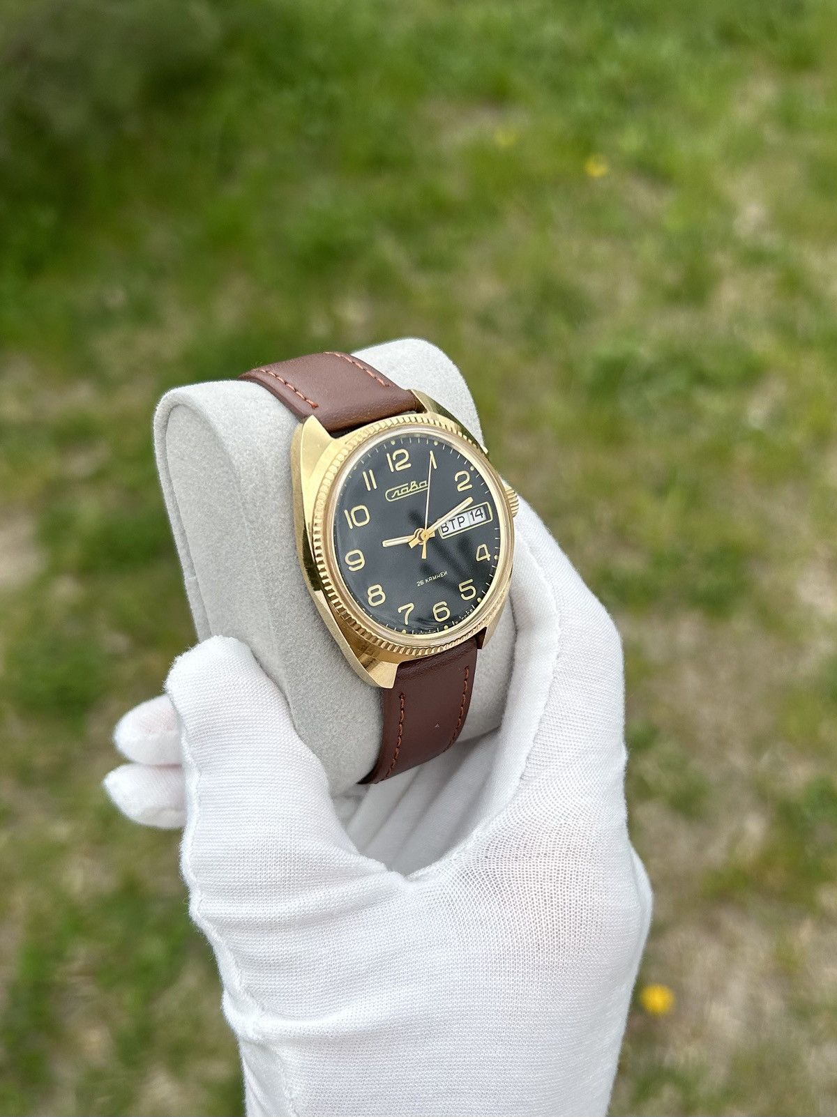 Vintage Vintage Watch Slava USSR Soviet Mechanical 1980s Size ONE SIZE - 7 Thumbnail