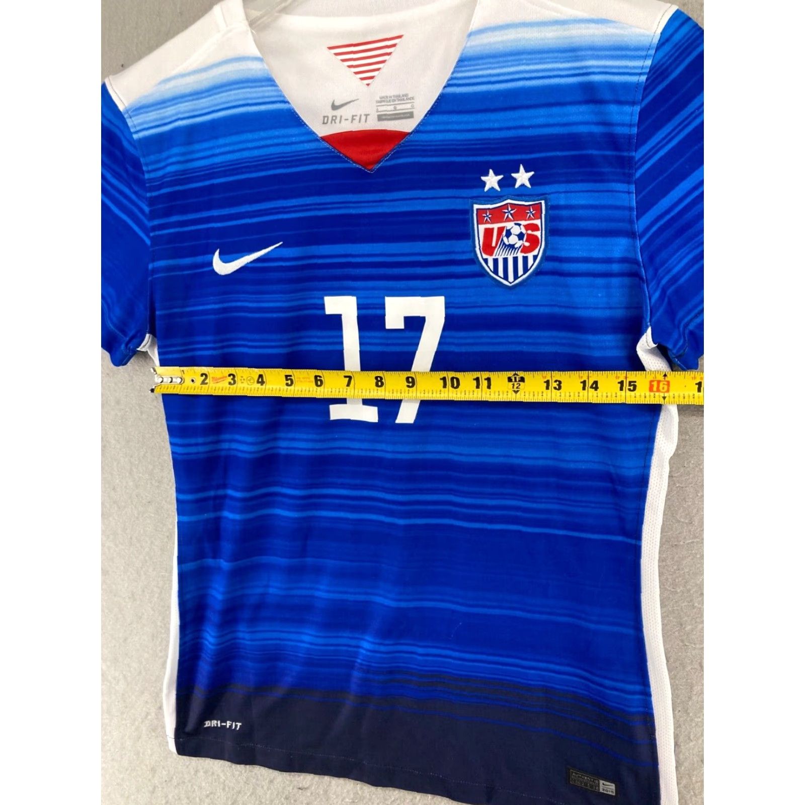 Nike Nike Dri-Fit Nike Dri-Fit Athletic Jersey Mens Large 17 Heather Blue Breathable Moisture Lightweight Logo Soccer Size US L / EU 52-54 / 3 - 2 Thumbnail