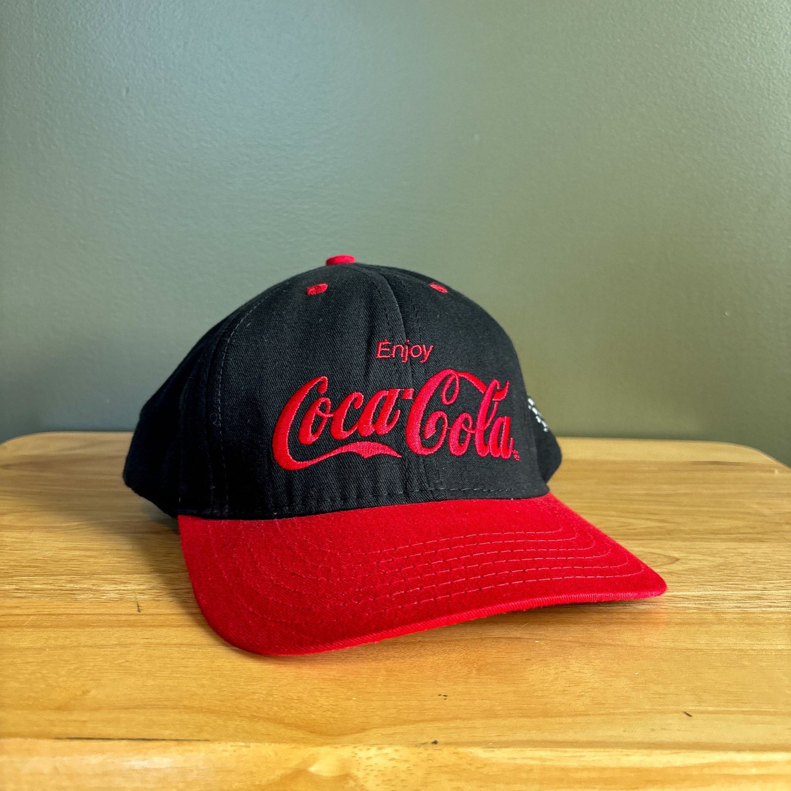 Coca Cola Vintage Enjoy Coca-Cola Soda Black Red 90s USA Snapback Hat Size ONE SIZE - 1 Thumbnail