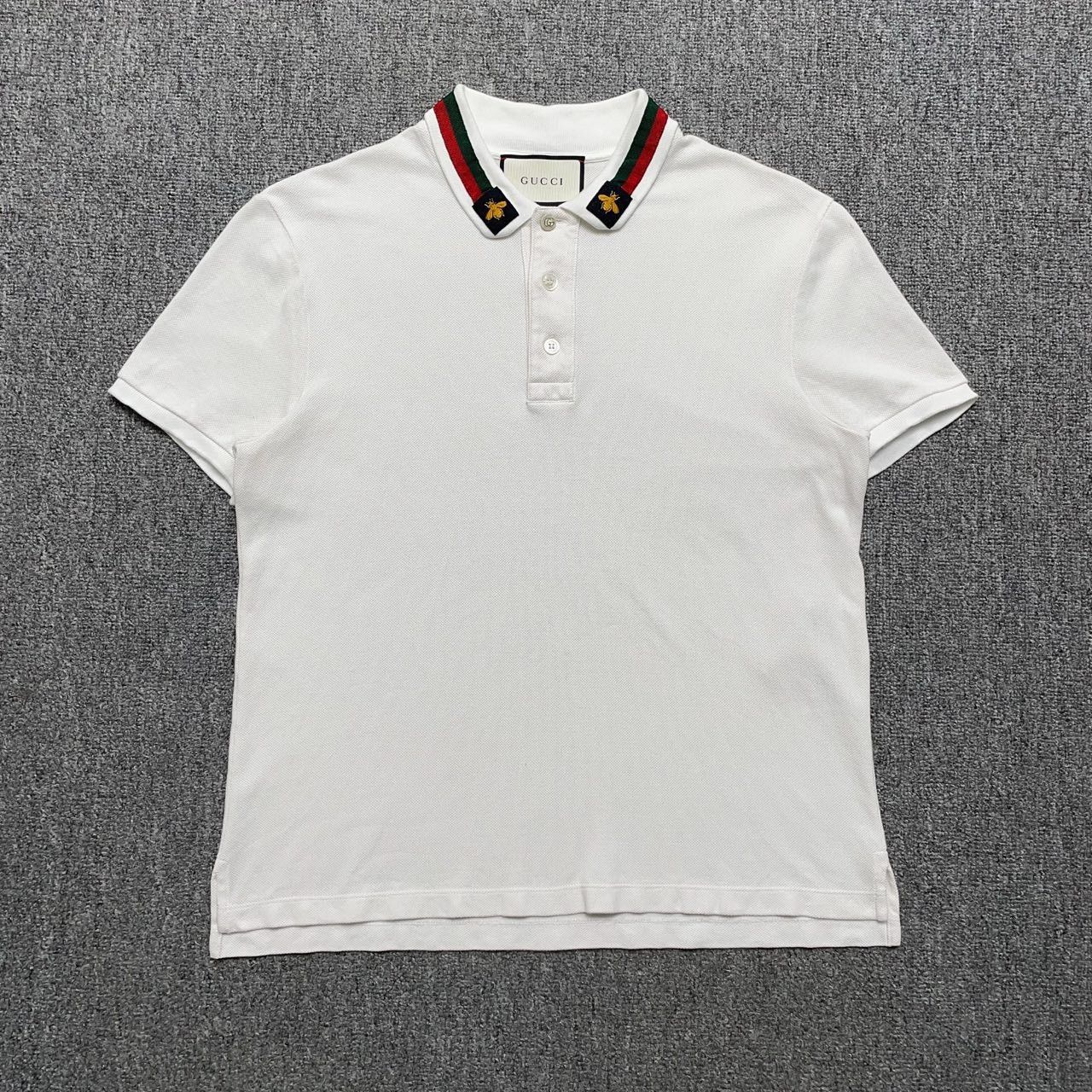 Gucci Gucci Neckline little bee embroidery red and green striped Size US M / EU 48-50 / 2 - 1 Thumbnail