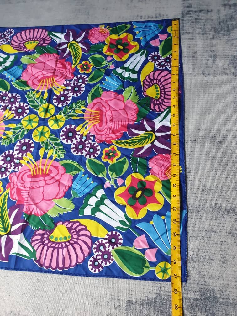 Japanese Brand Lush flower multicolour scarves Size ONE SIZE - 6 Thumbnail