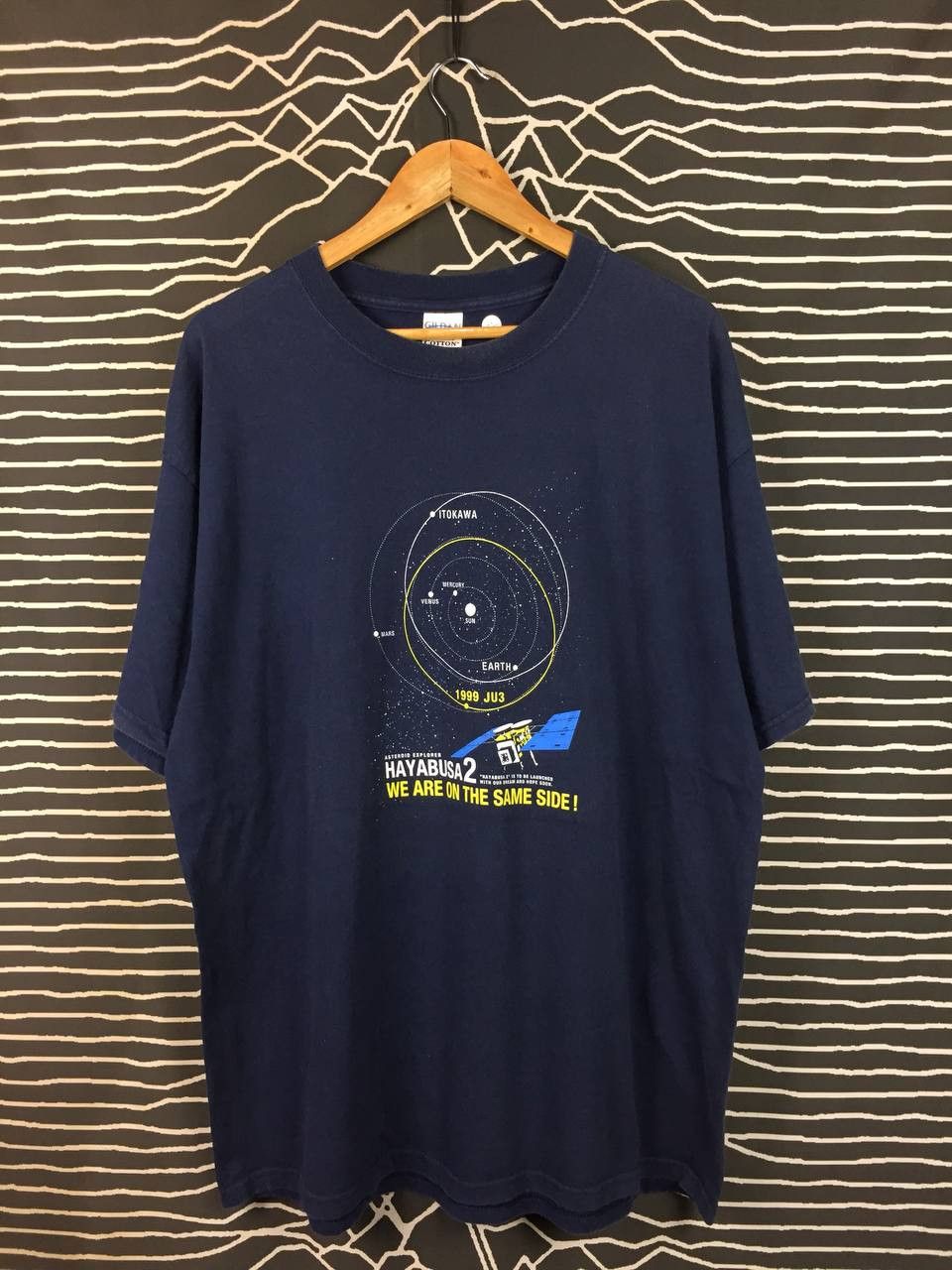 Vintage Vtg Y2K Hayabusa2 Asteroid Explorer Space Mission Tee Size US XL / EU 56 / 4 - 1 Thumbnail
