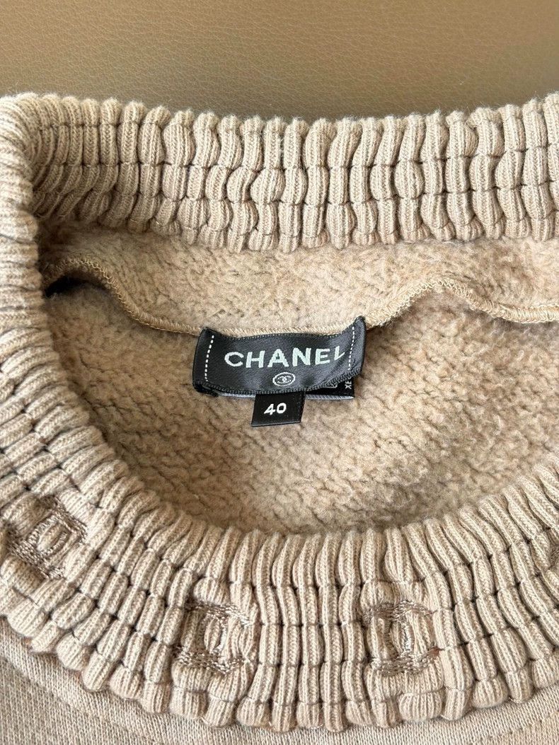 Chanel Chanel 24K khaki teddy lamb wool sweatshirt Size S / US 4 / IT 40 - 5 Thumbnail