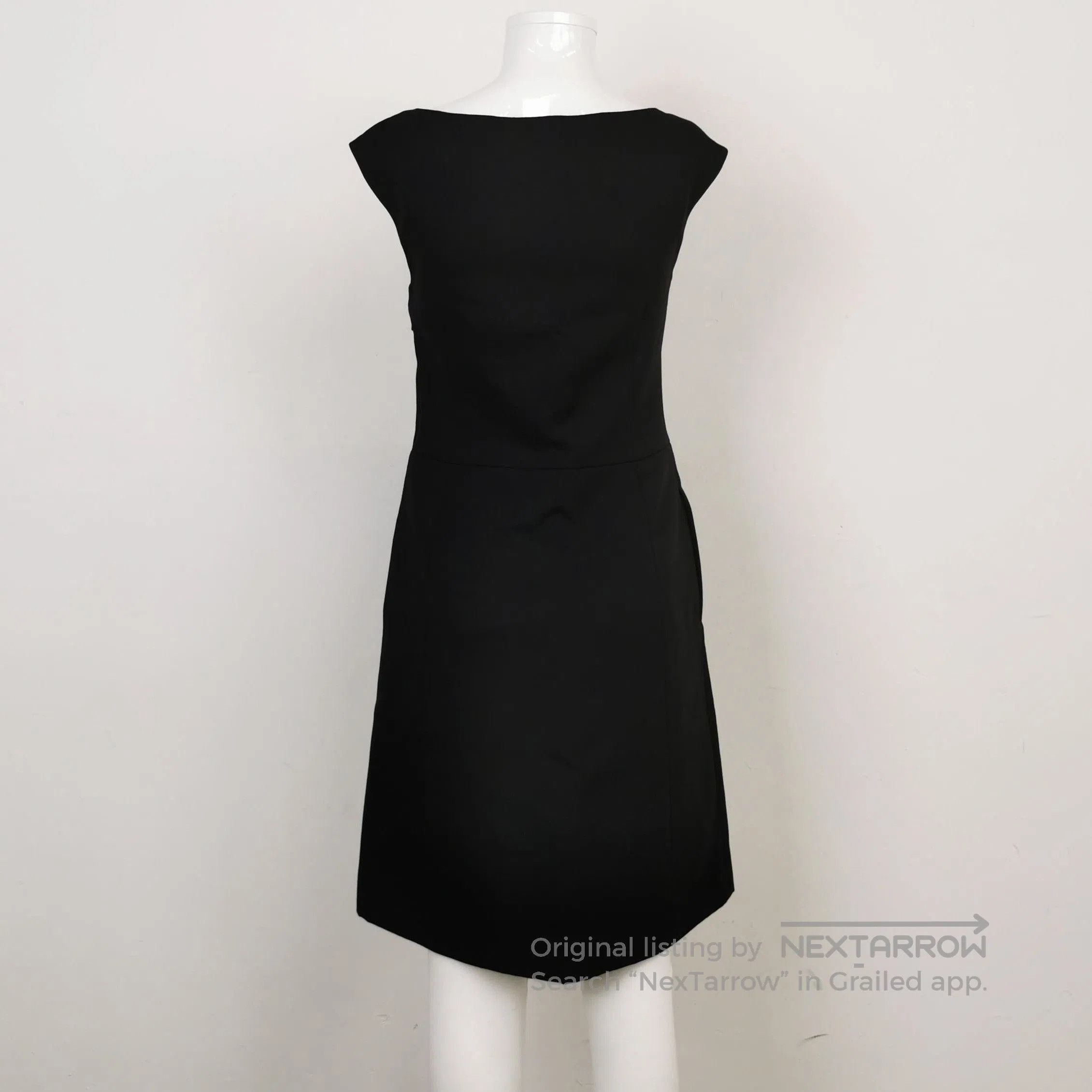 Prada Prada Wool Black Round Neck Dress Size 38 . Size S / US 4 / IT 40 - 2 Thumbnail
