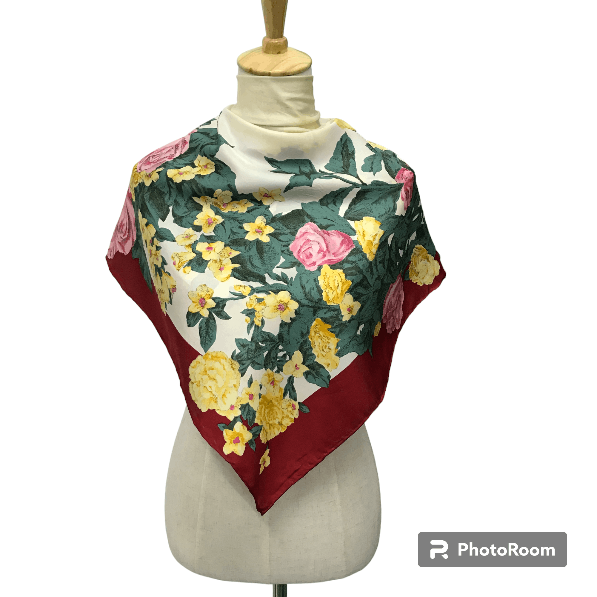 Japanese Brand Vintage Luxury Roses Hand Rolled Silk Scarf M27 Size ONE SIZE - 1 Thumbnail