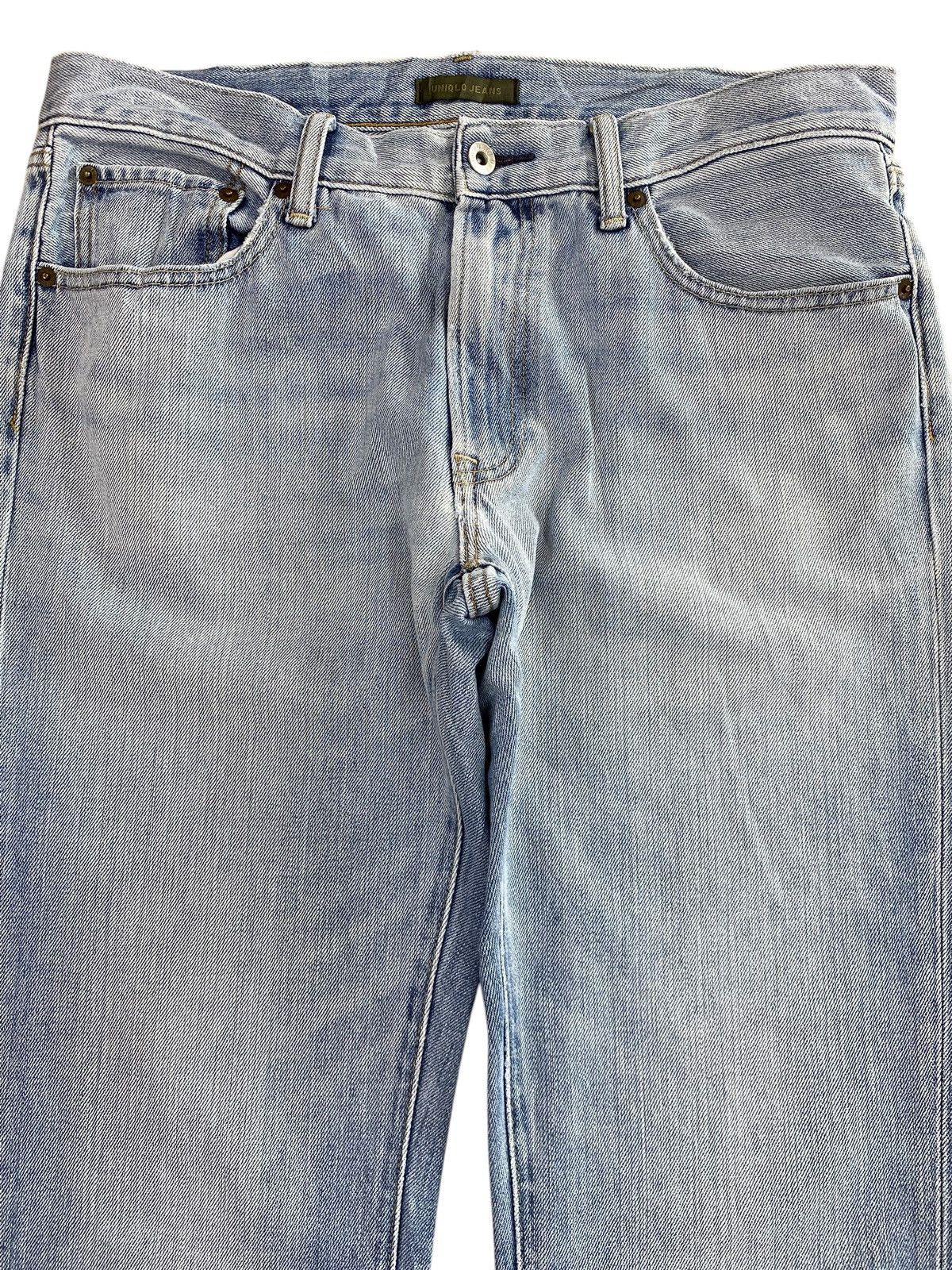 Uniqlo Uniqlo Light Wash Style Wide Leg Denim Jeans Size US 34 / EU 50 - 2 Thumbnail