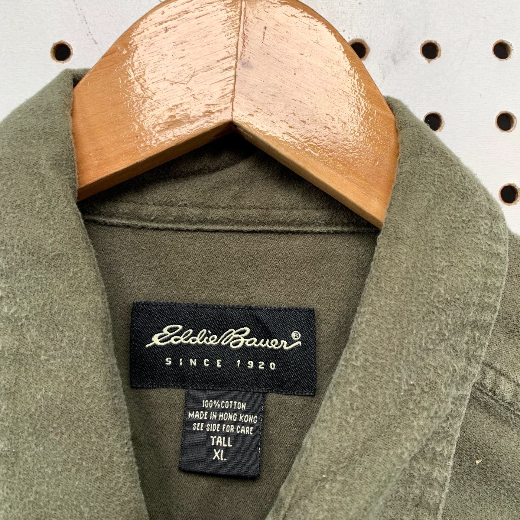 Eddie Bauer Eddie Bauer Button-Up Shirt Mens XLT Olive Green Long Sleeve Chamois Button-Down Collar Big & Tall Size US XL / EU 56 / 4 - 3 Thumbnail